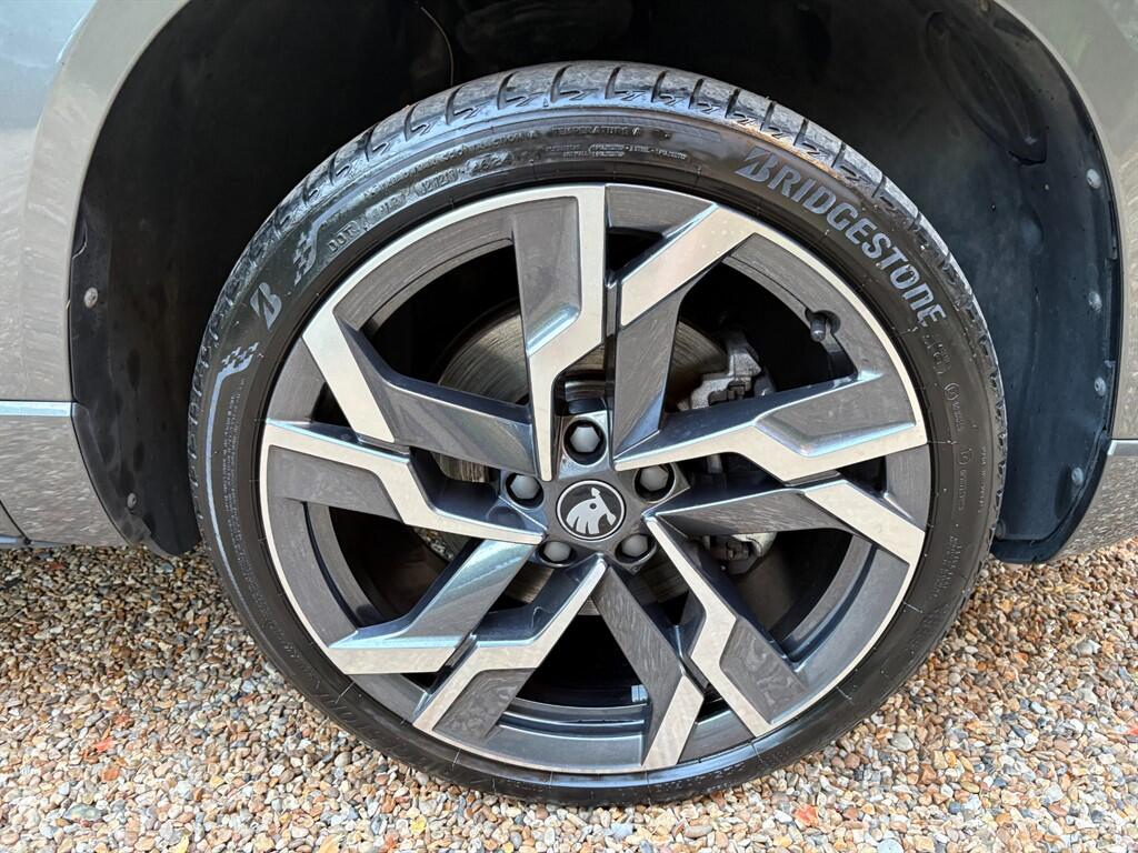 Skoda Karoq view 41