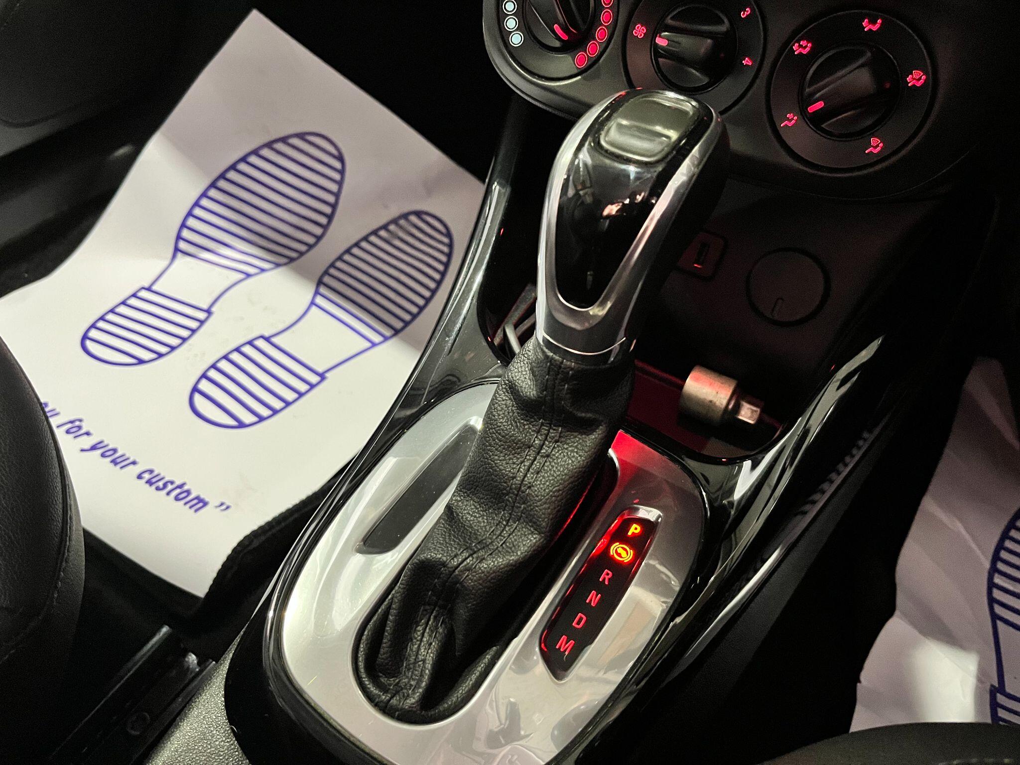 Vauxhall Corsa view 16