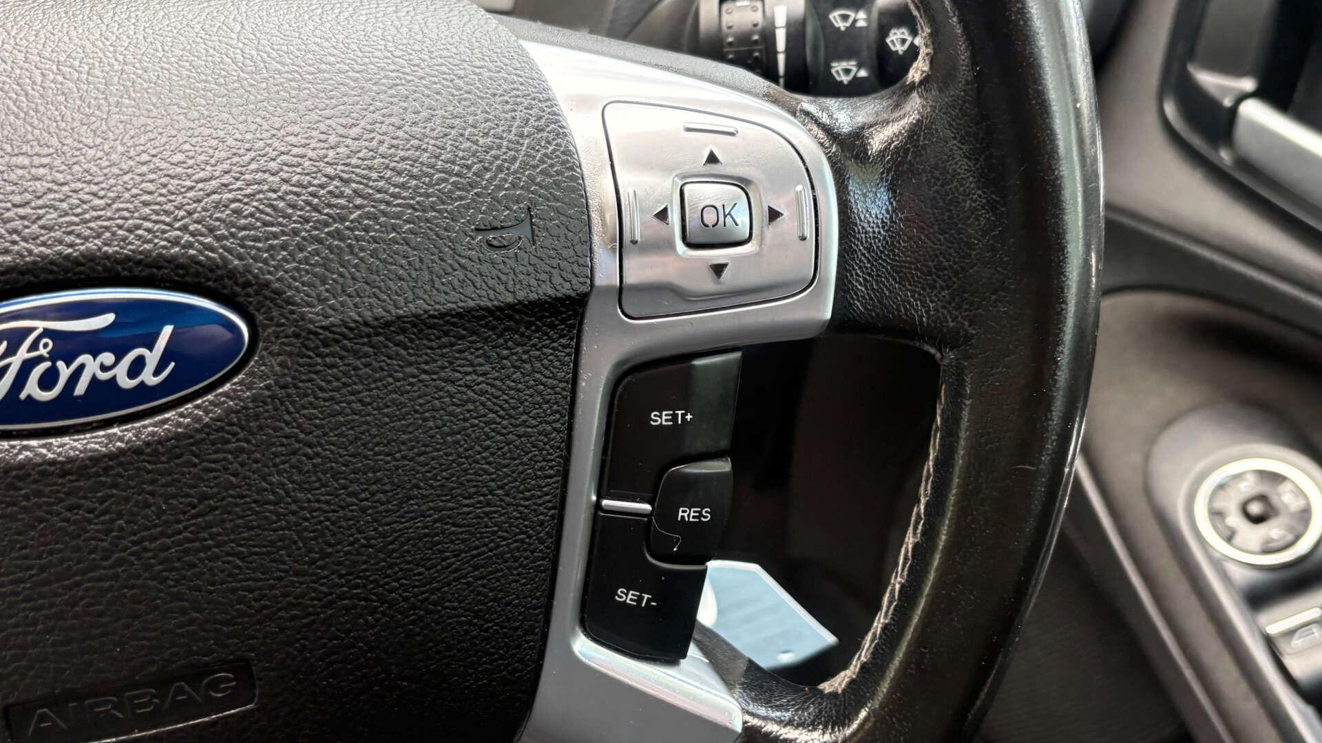 Ford S-Max view 20