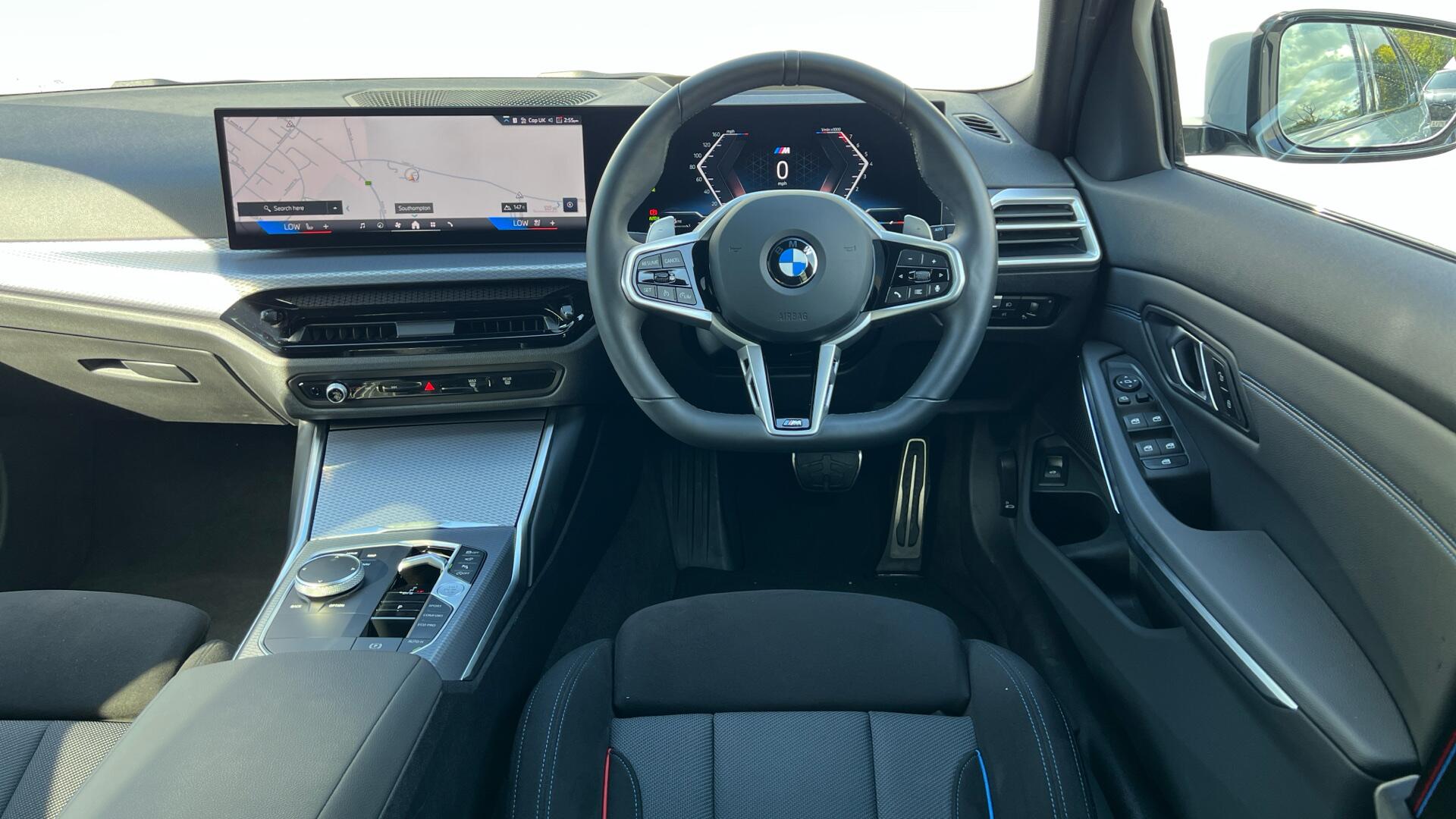 BMW 3 Series view 5