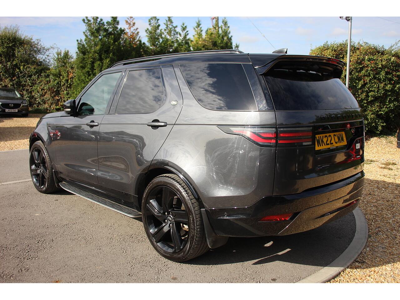 Land Rover Discovery view 9