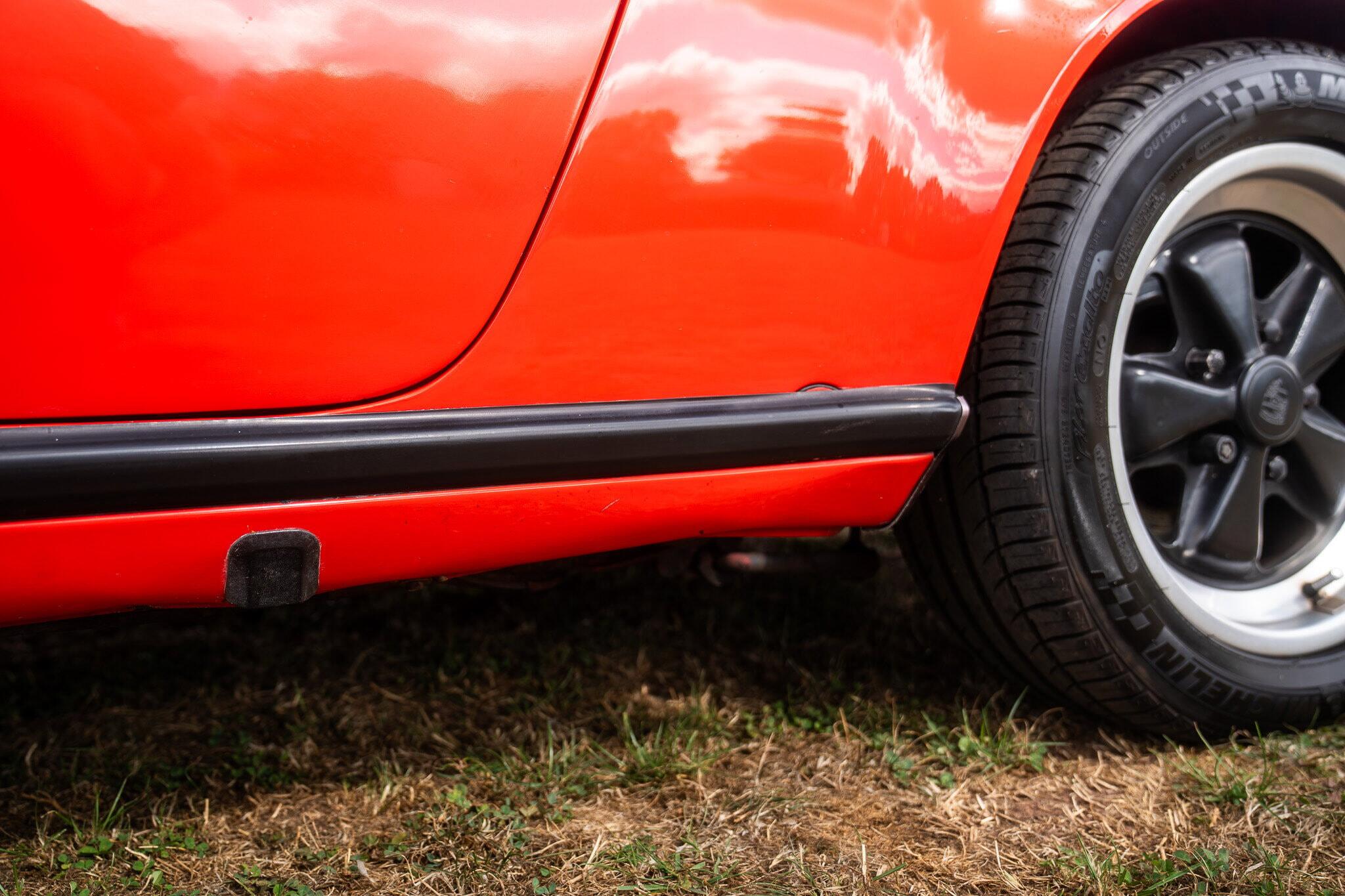 Porsche 911 view 56