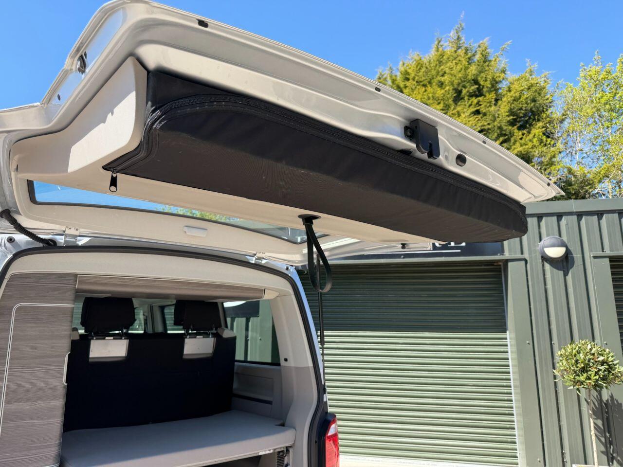 Volkswagen California view 24