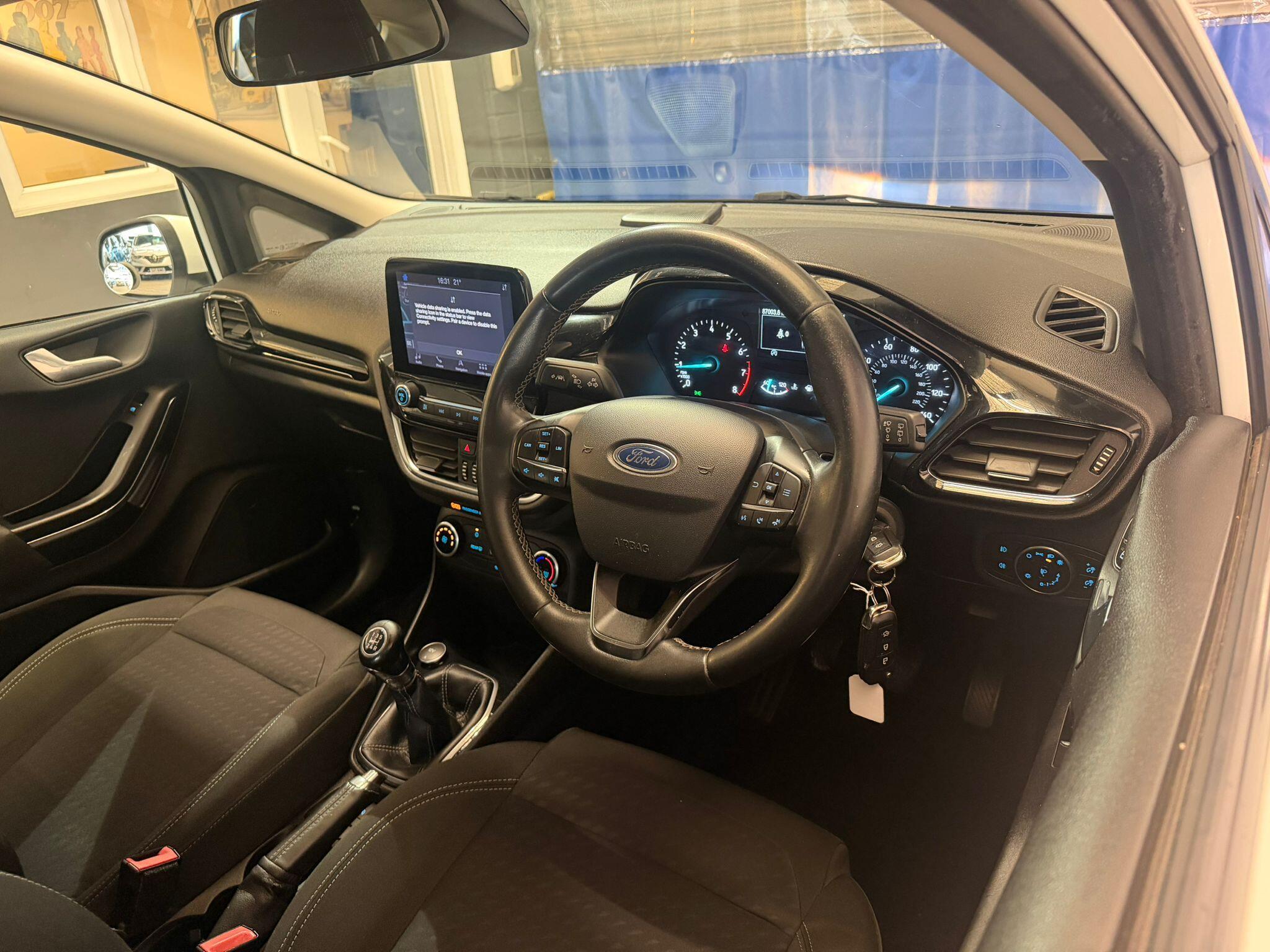 Ford Fiesta view 17
