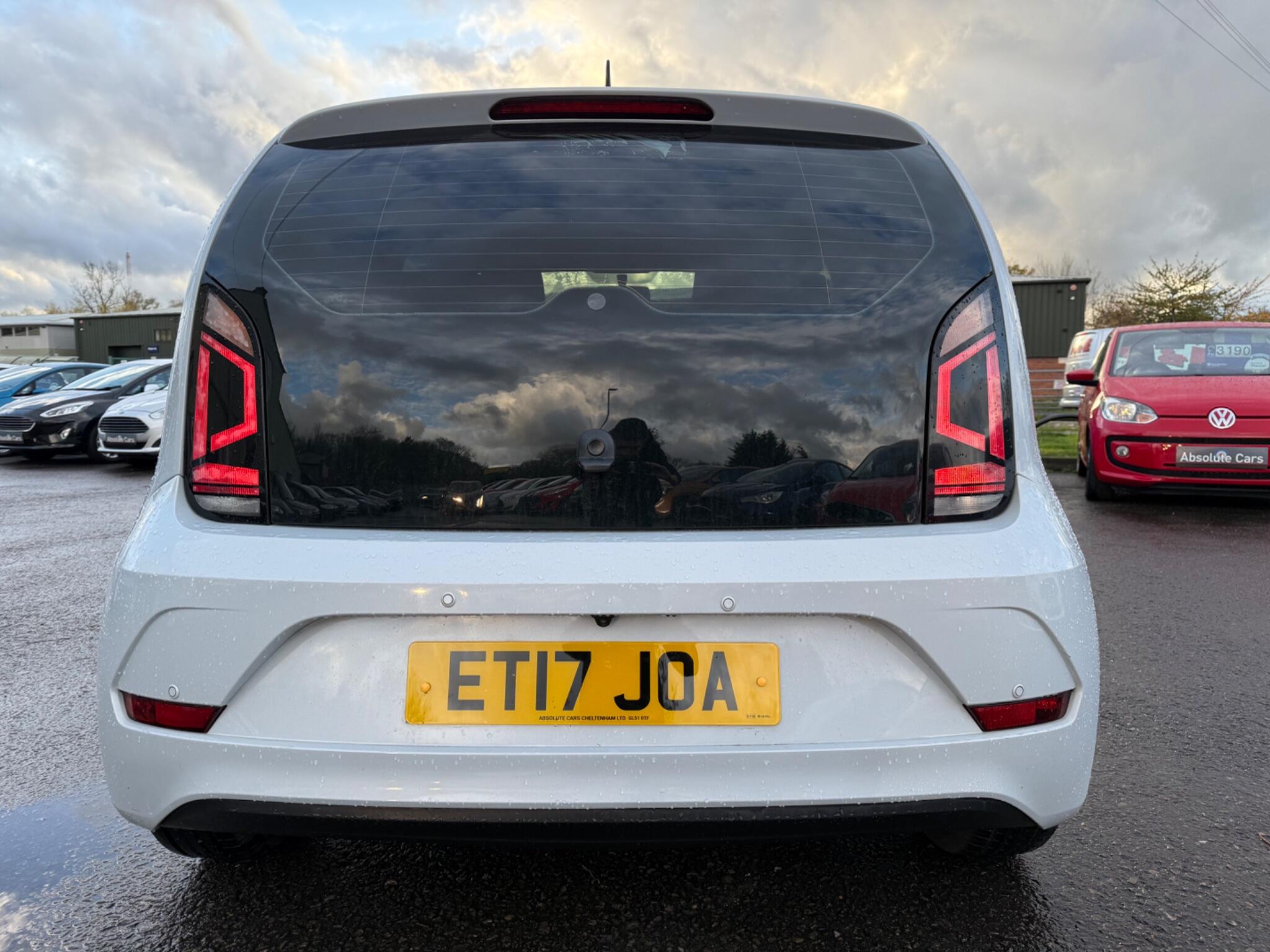 2017 Volkswagen up! 1.0 Move up! Euro 6 (s/s) 3dr • 78,022 miles image 6