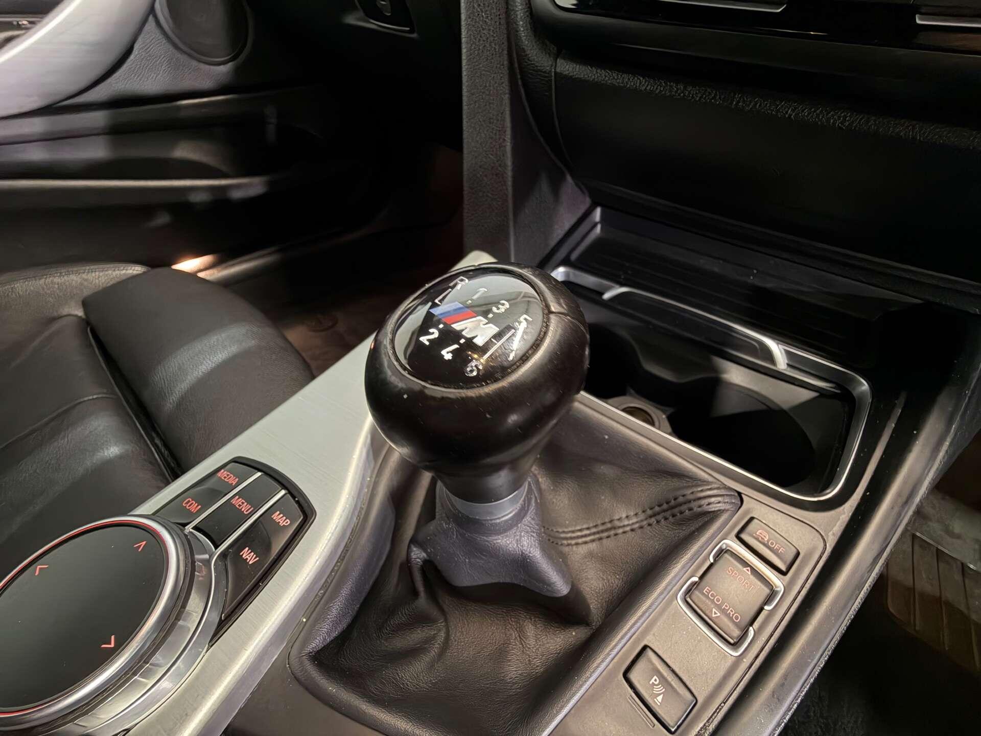 BMW 4 Series view 34