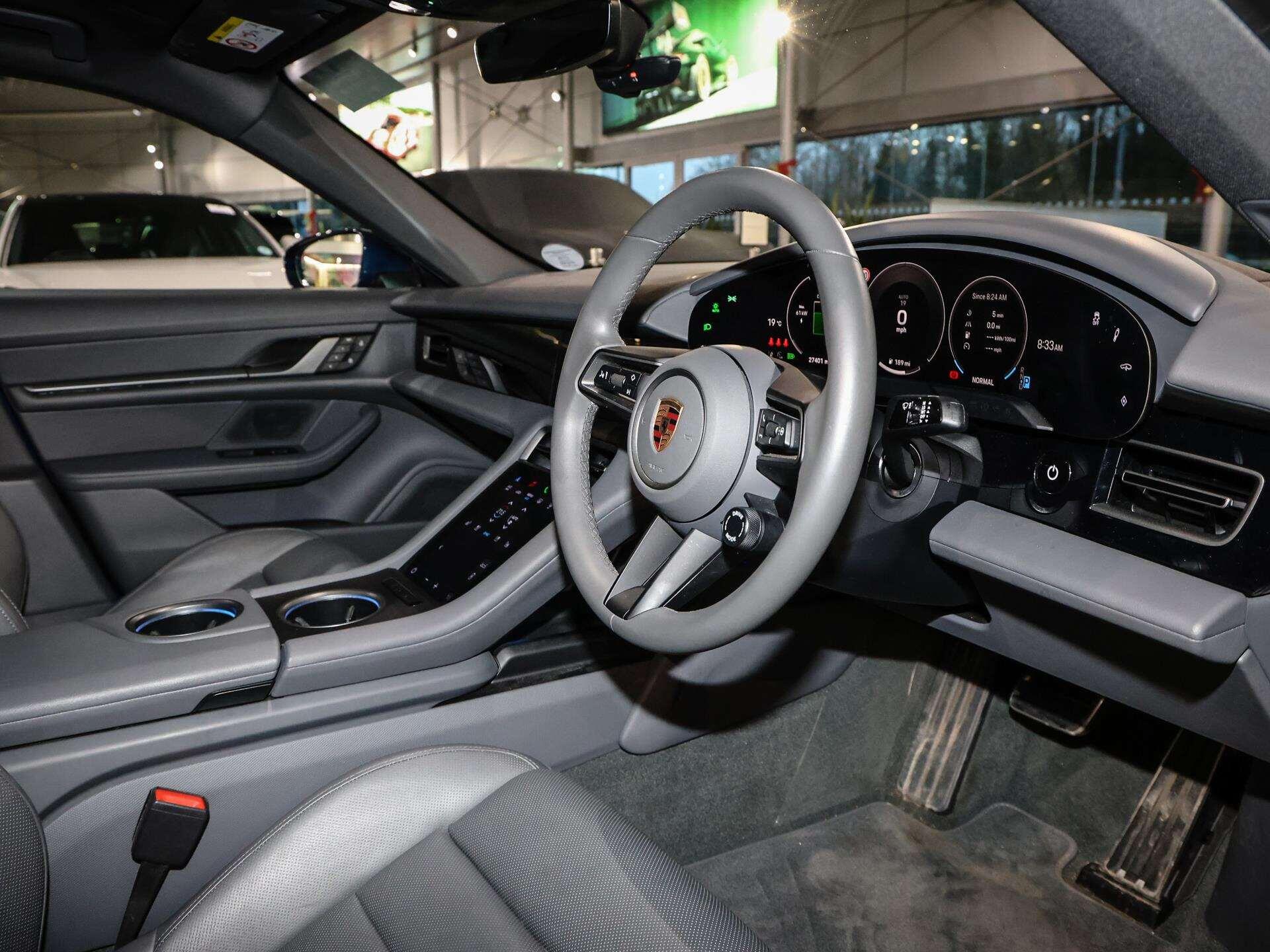 Porsche Taycan view 11