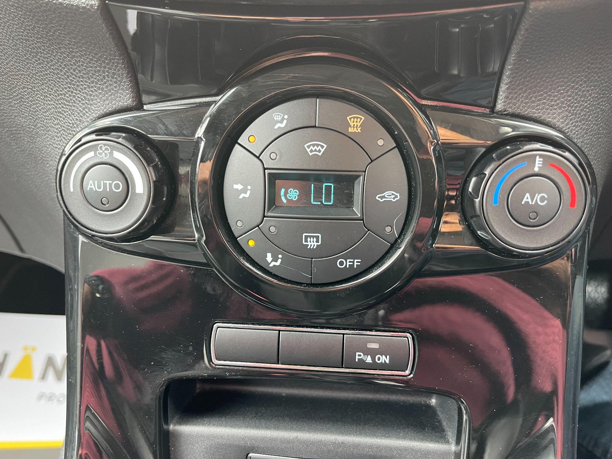 Ford Fiesta view 38