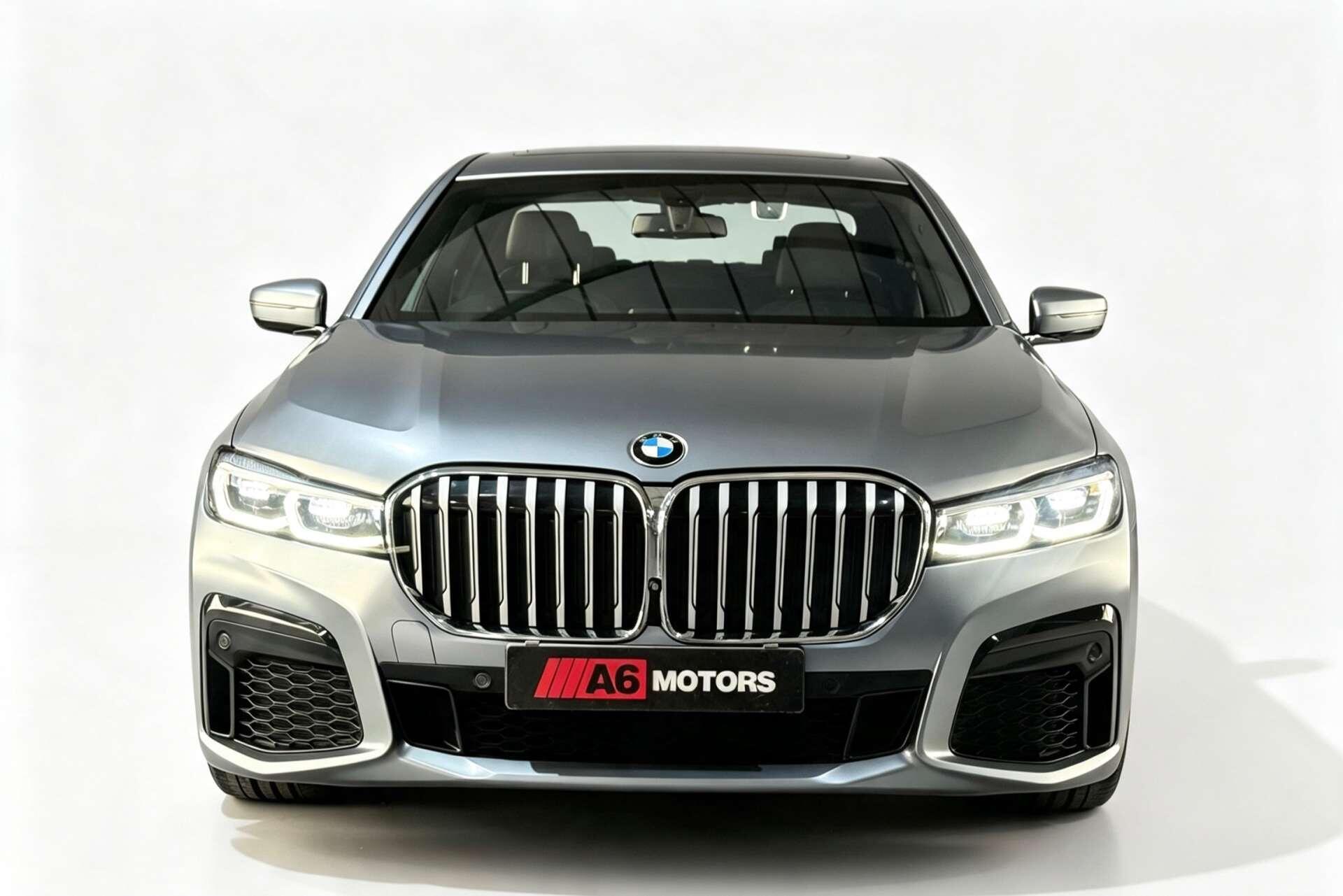 BMW 7 Series view 6