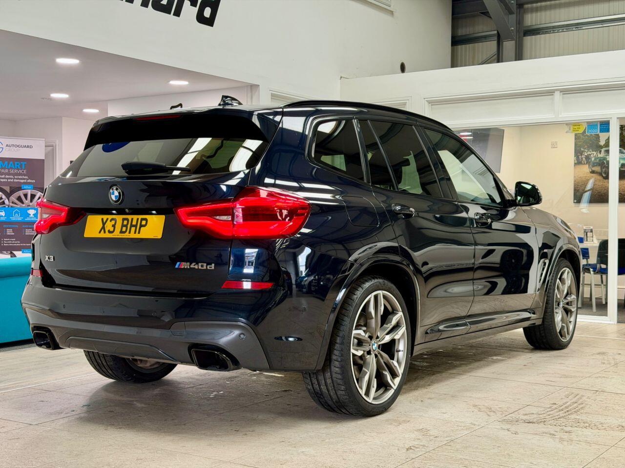 BMW X3 view 17