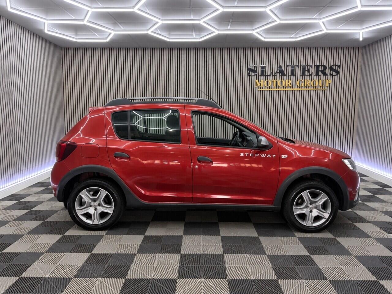 Dacia Sandero view 25