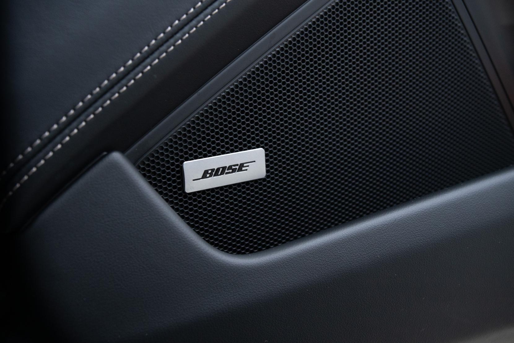 Porsche 911 view 25