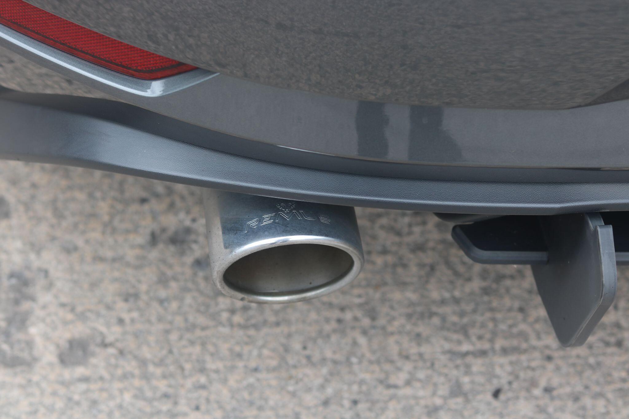 Volkswagen Golf view 10