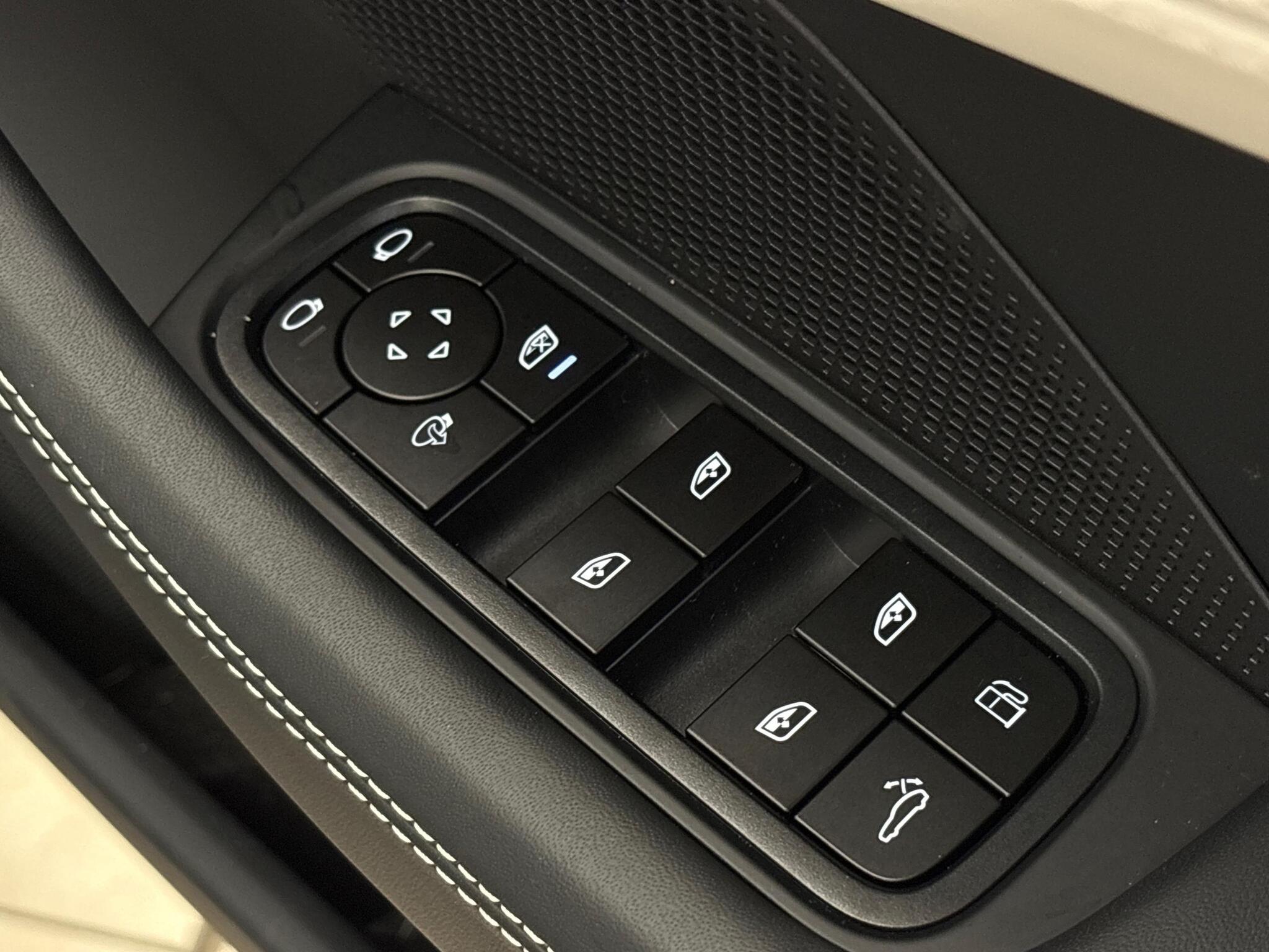 Porsche Panamera view 33
