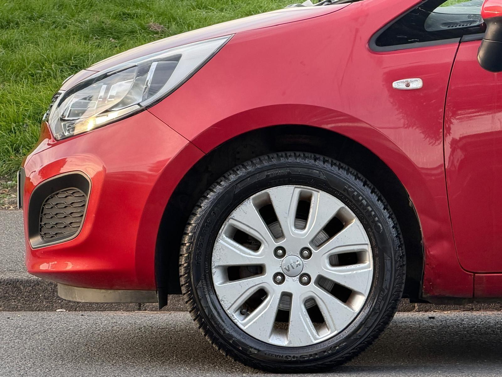 Kia Rio view 35