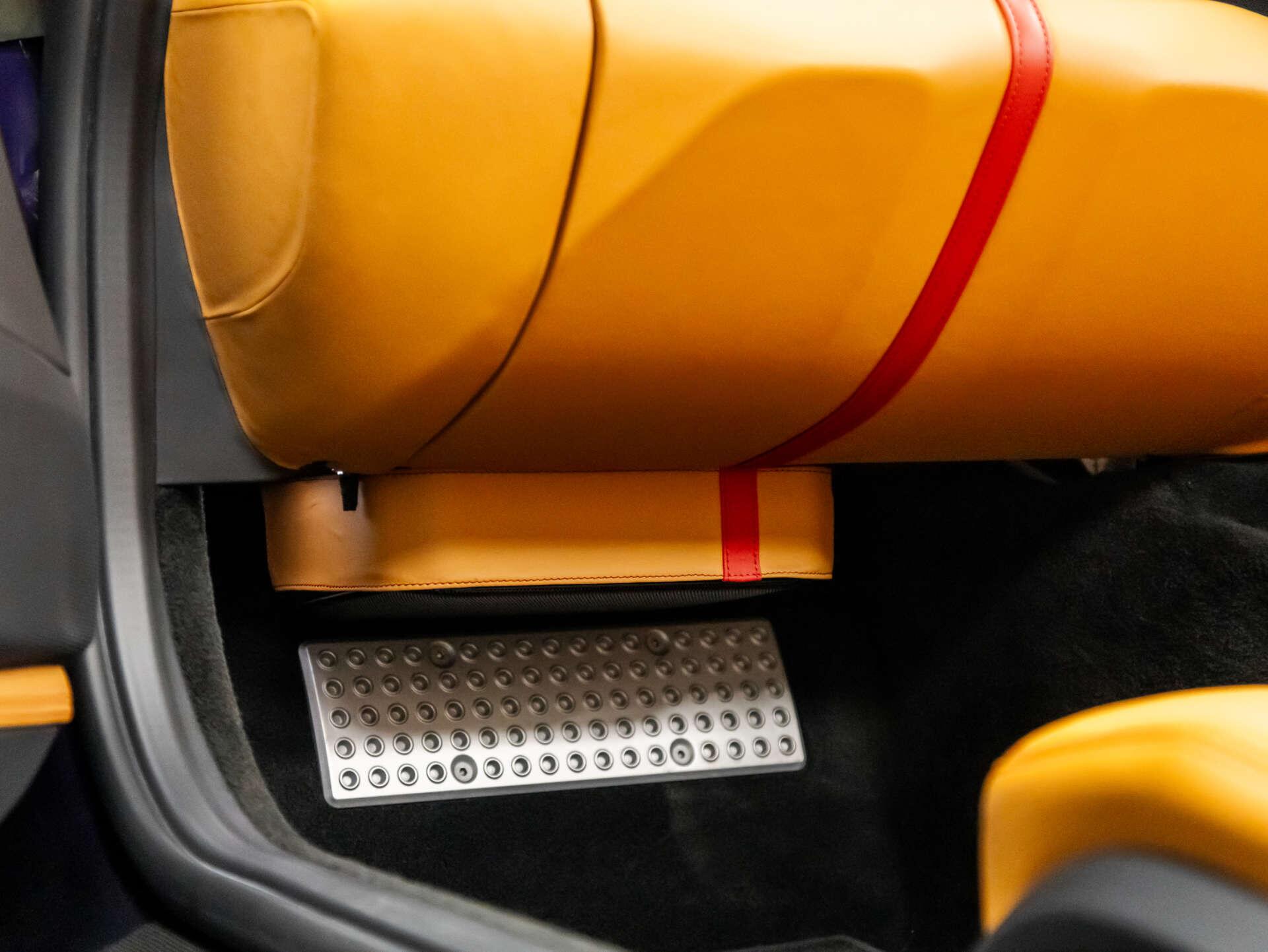 Ferrari 812 view 66
