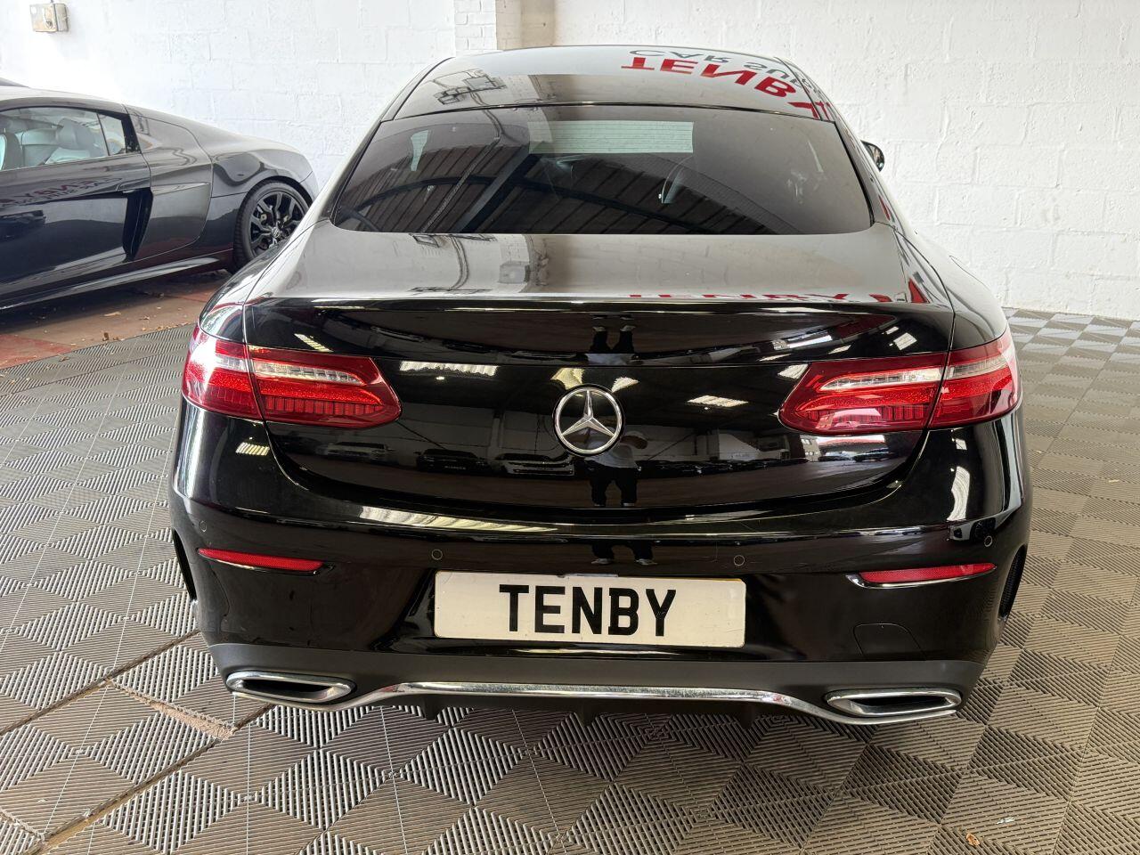 Mercedes-Benz E Class view 8