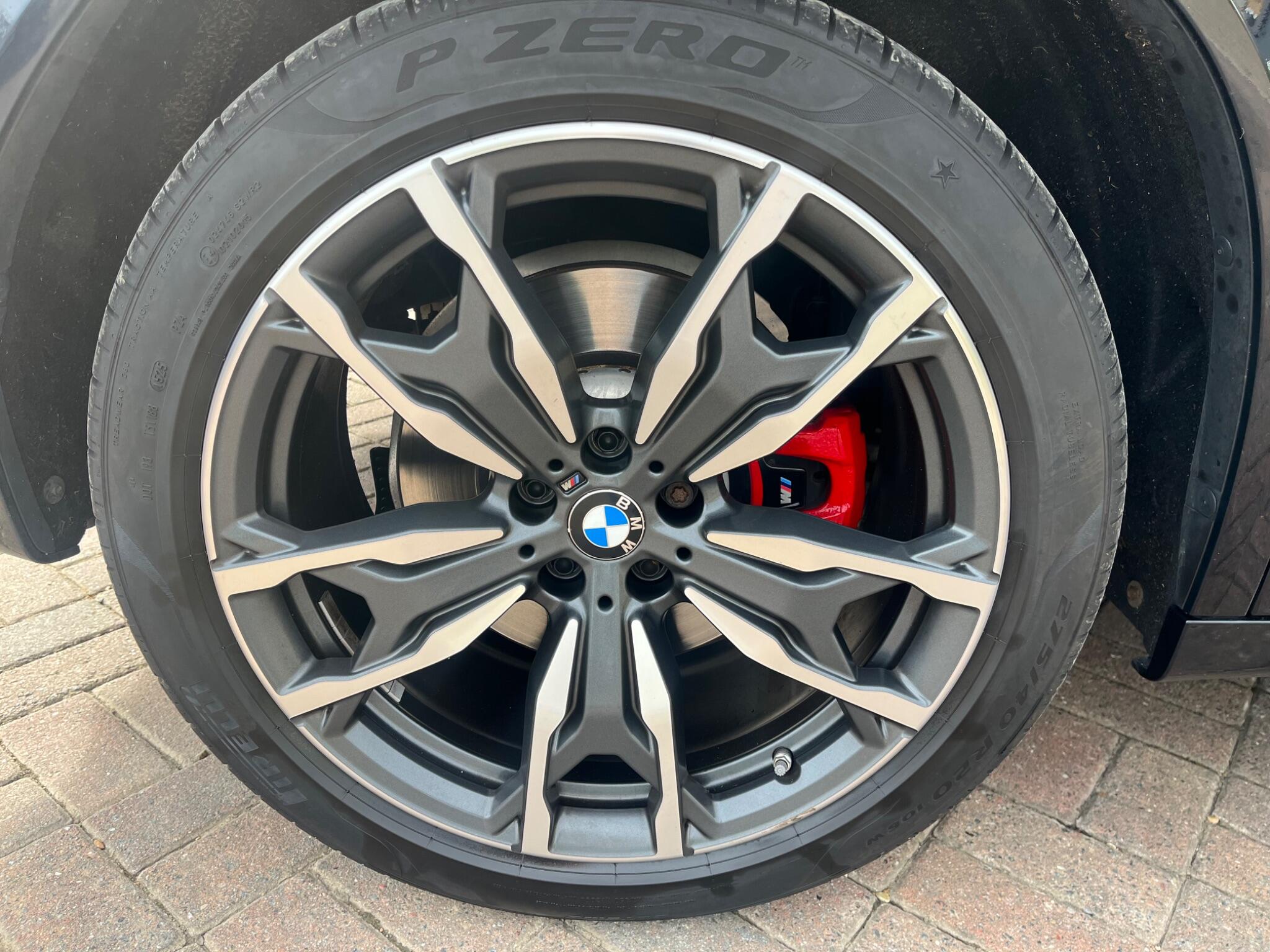 BMW X3 view 3