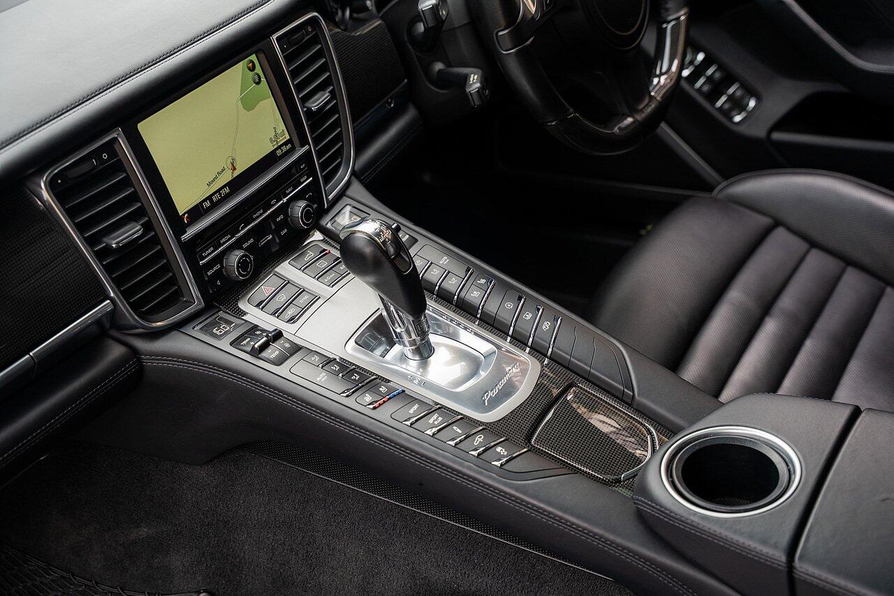 Porsche Panamera view 75