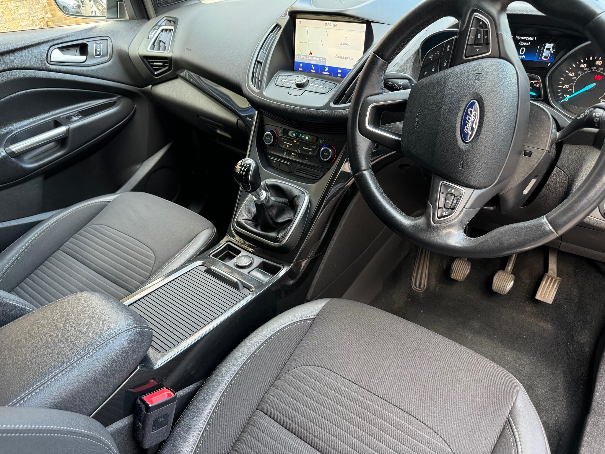 Ford Kuga view 20