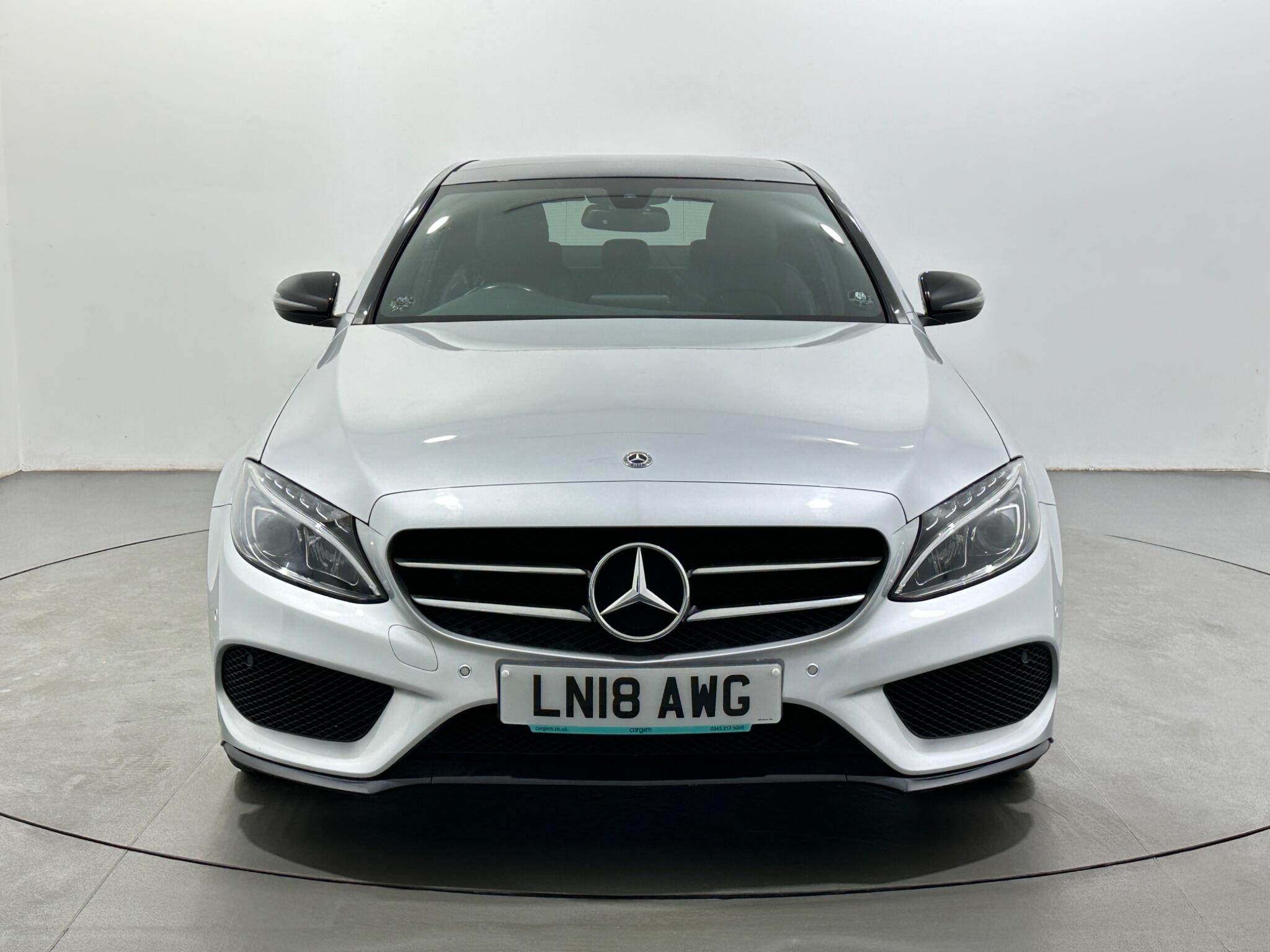 Mercedes-Benz C Class view 3