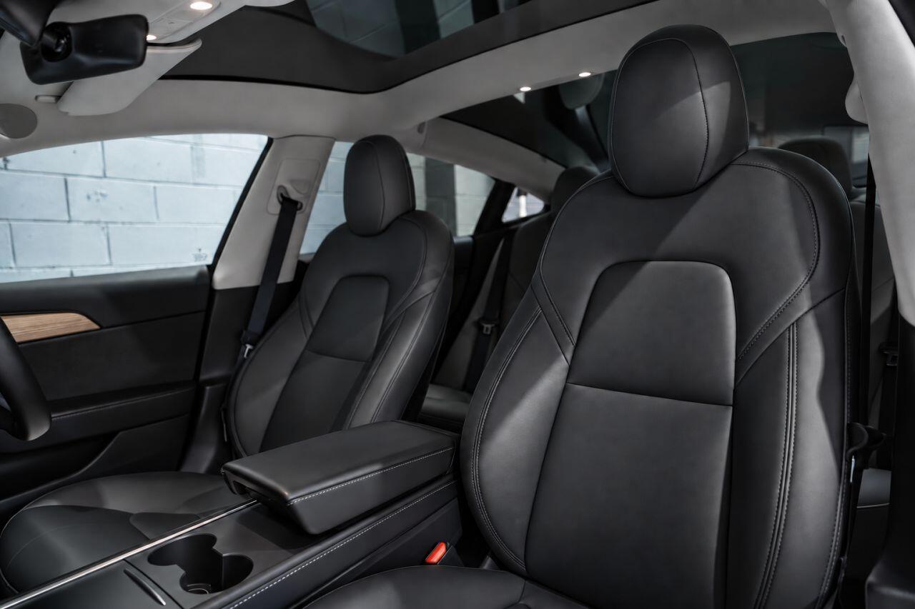 Tesla Model 3 view 11