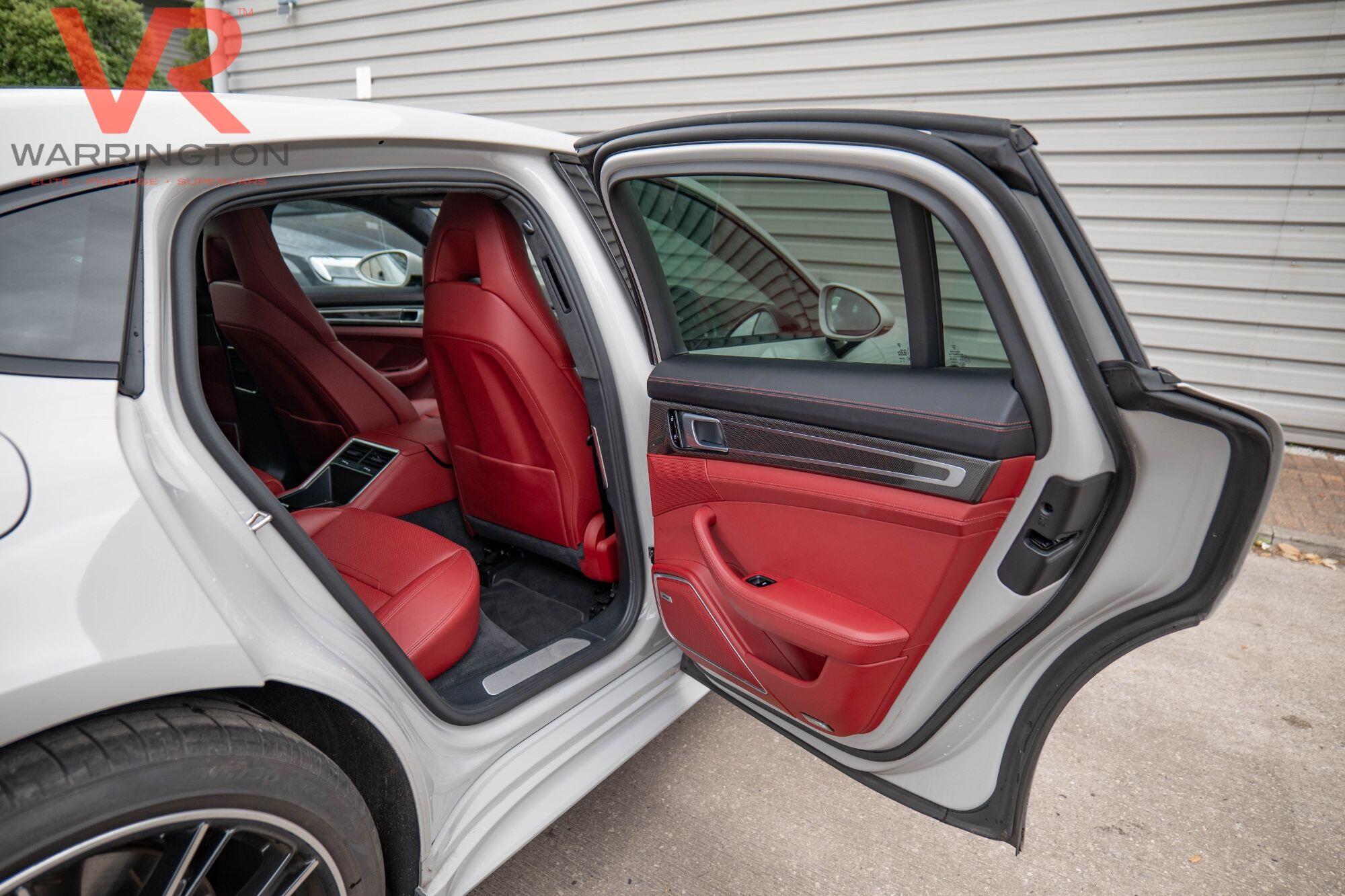 Porsche Panamera view 43