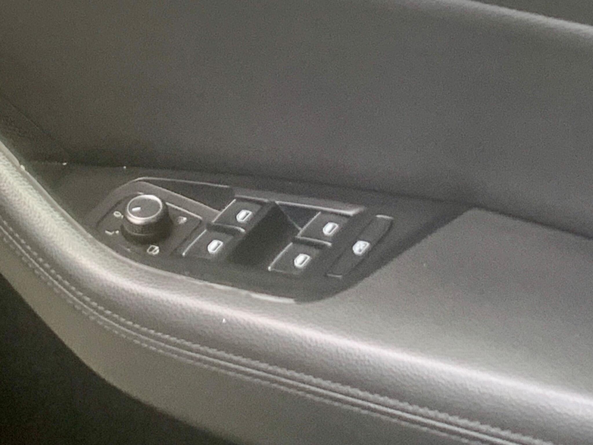Volkswagen Passat view 56