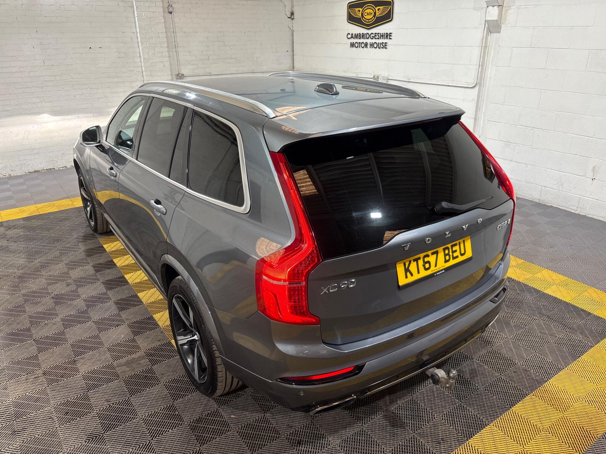 Volvo XC90 view 73