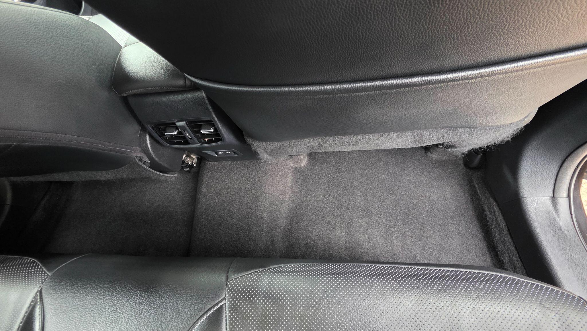 Toyota Corolla view 26