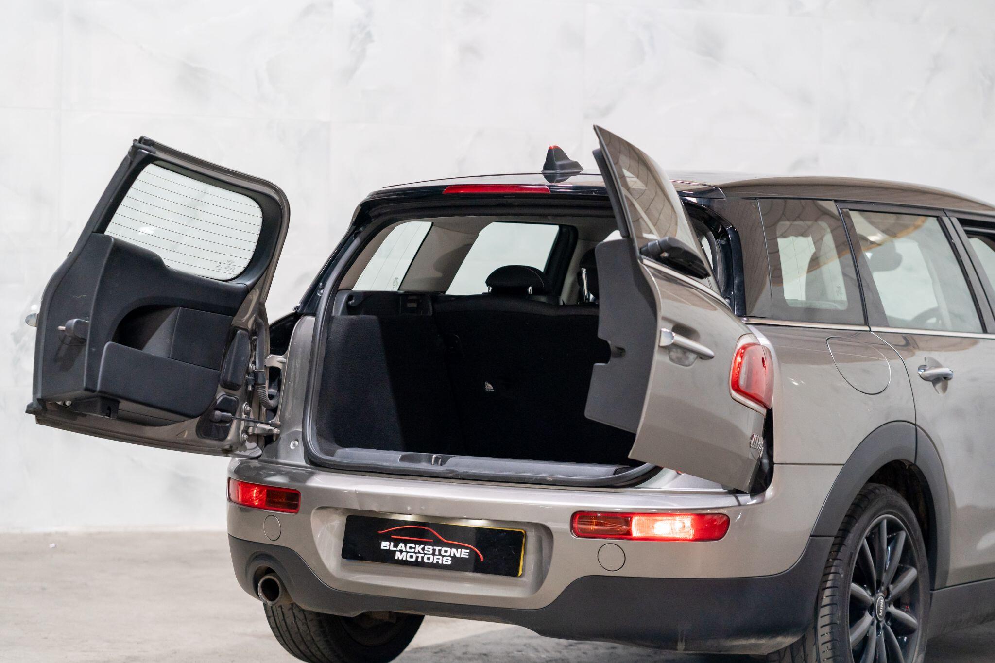 Mini Clubman view 10