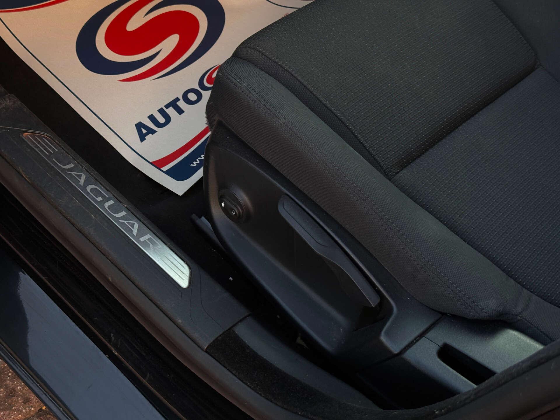 Jaguar Xe view 48