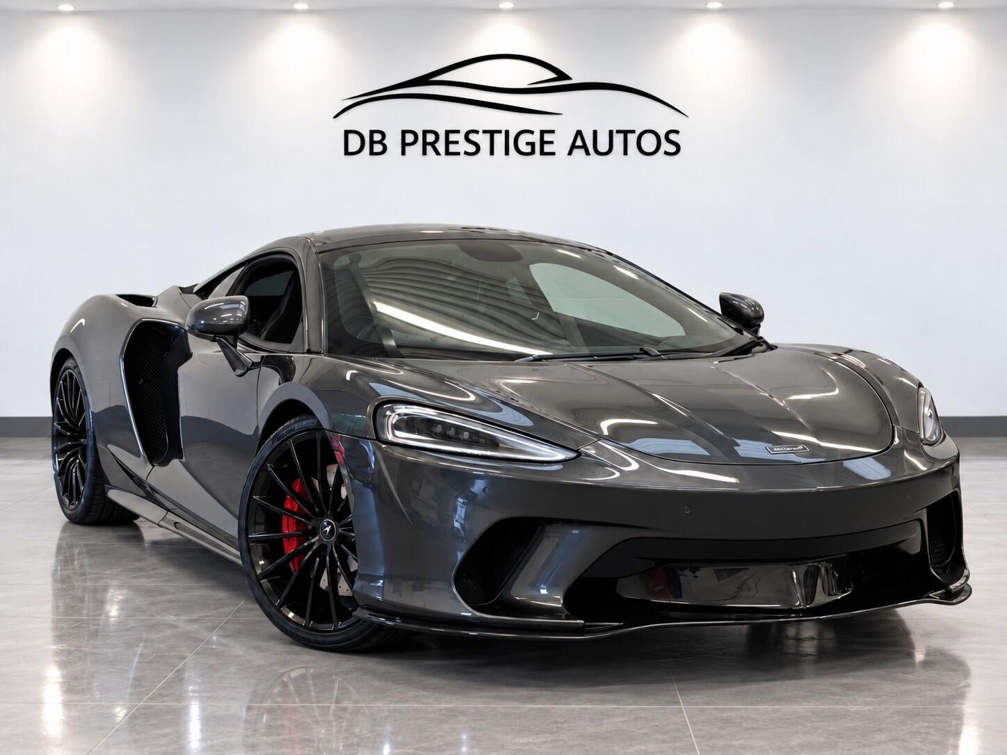 McLaren GT