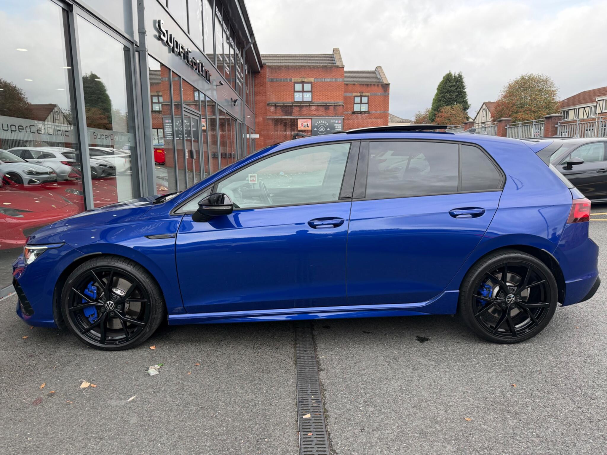 Volkswagen Golf view 8