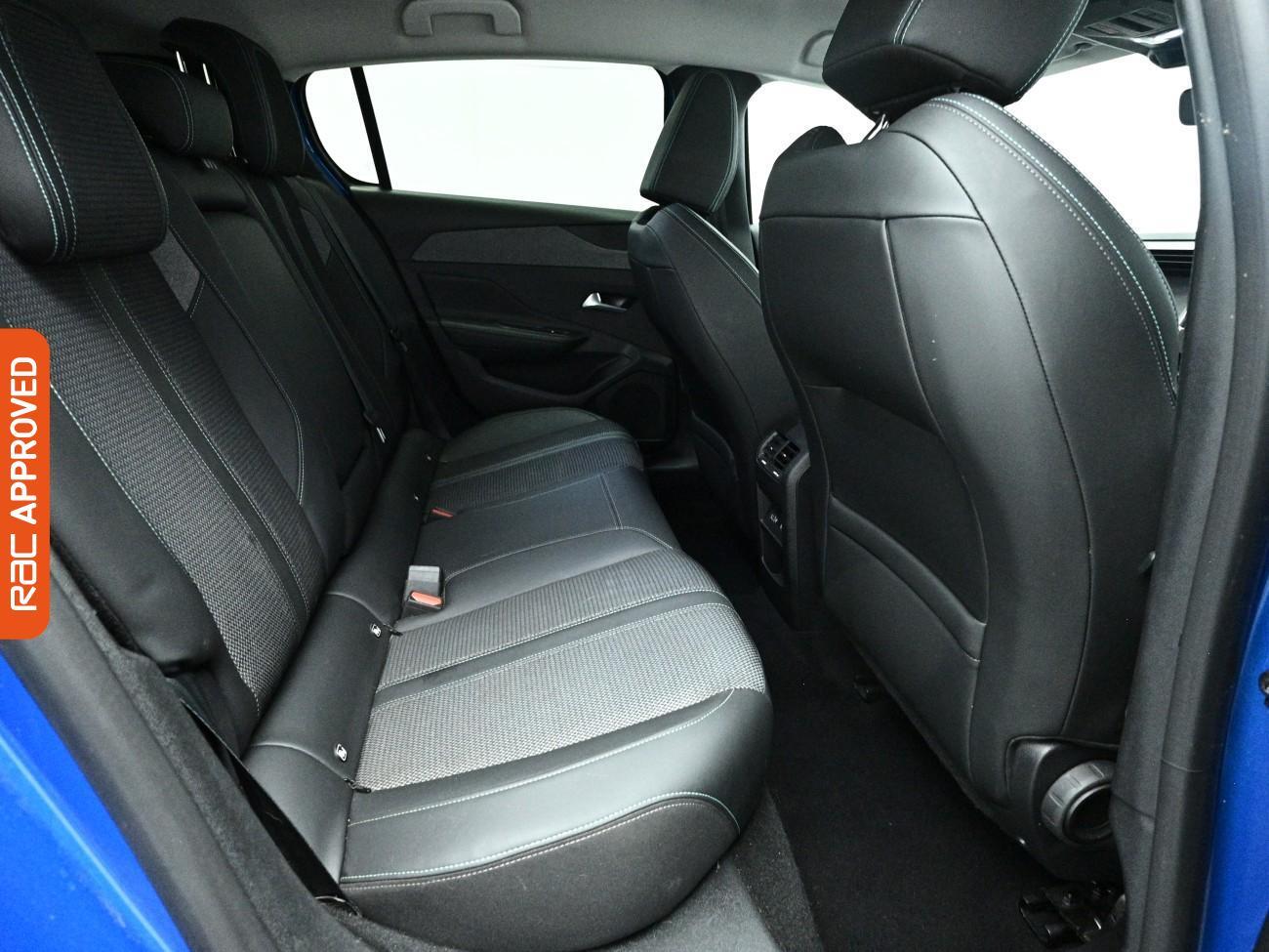 Peugeot 308 view 13
