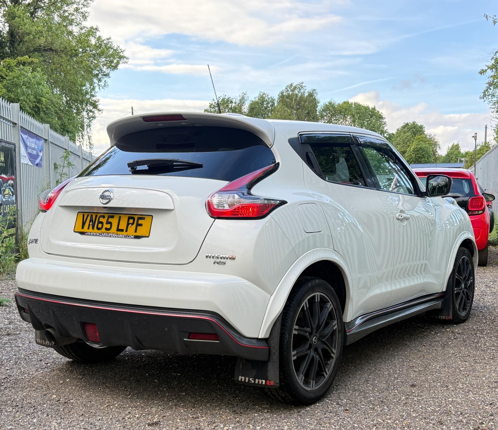 2015 Nissan Juke image 18