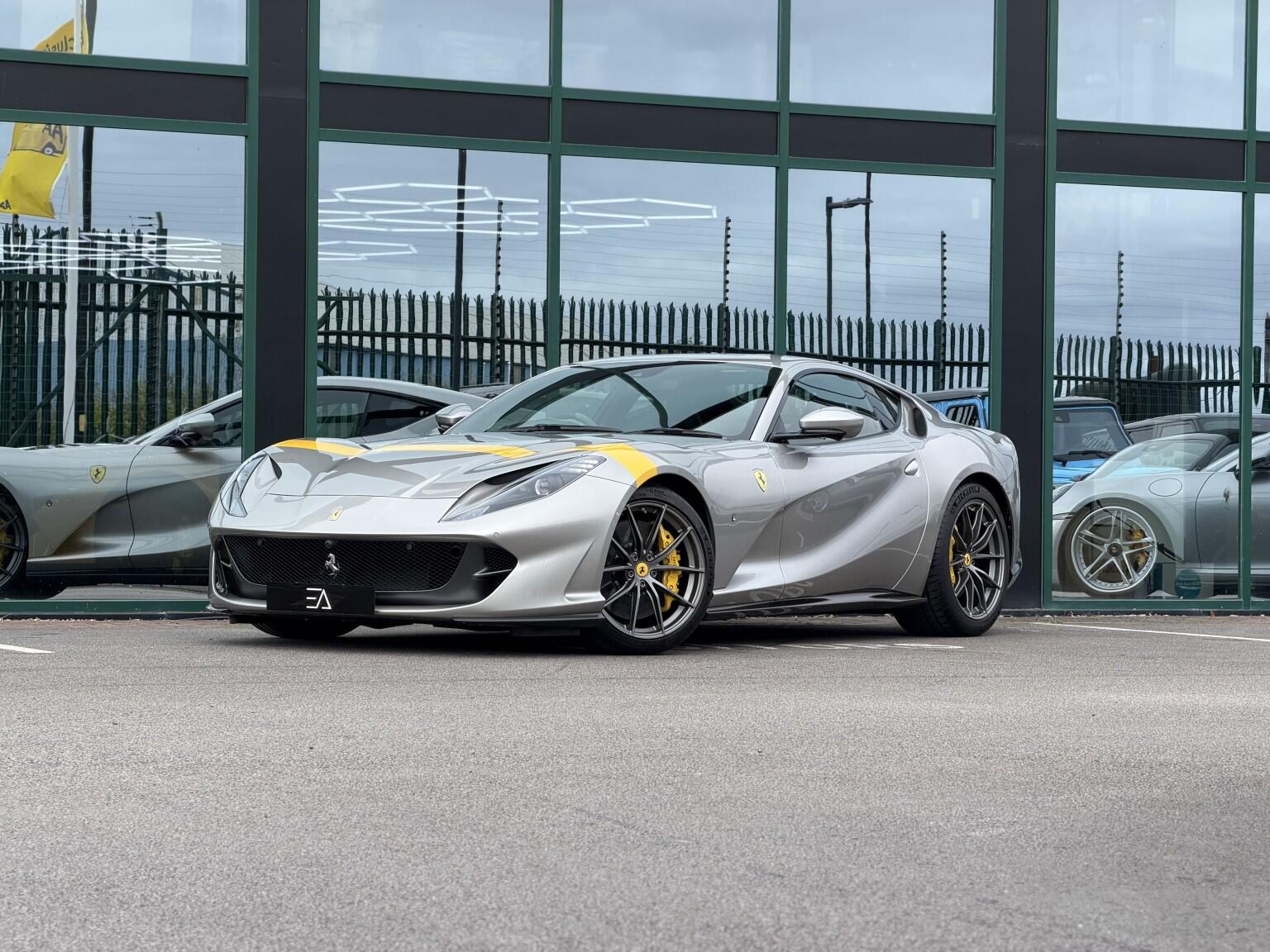 Ferrari 812 view 8