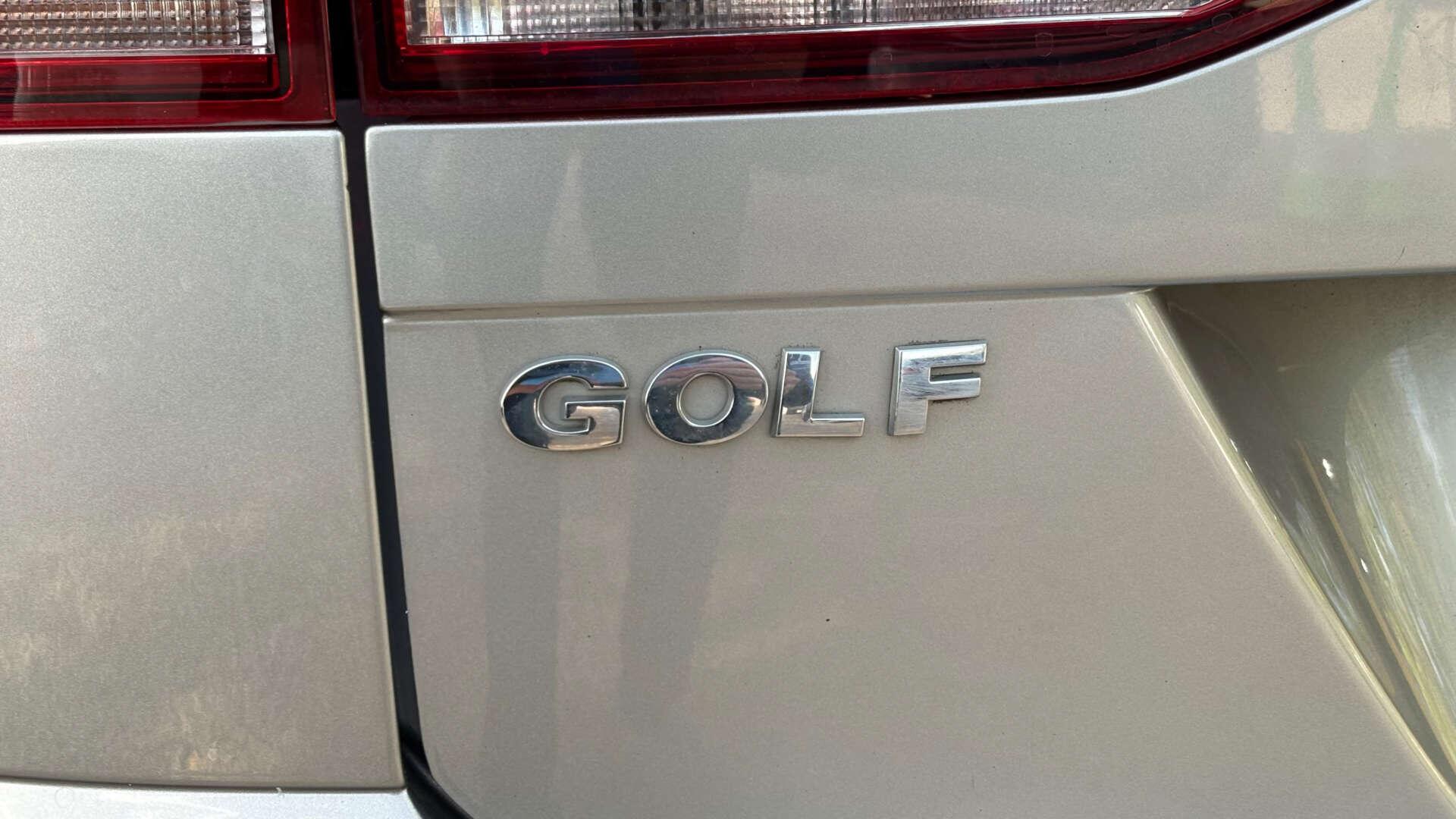 Volkswagen Golf view 51
