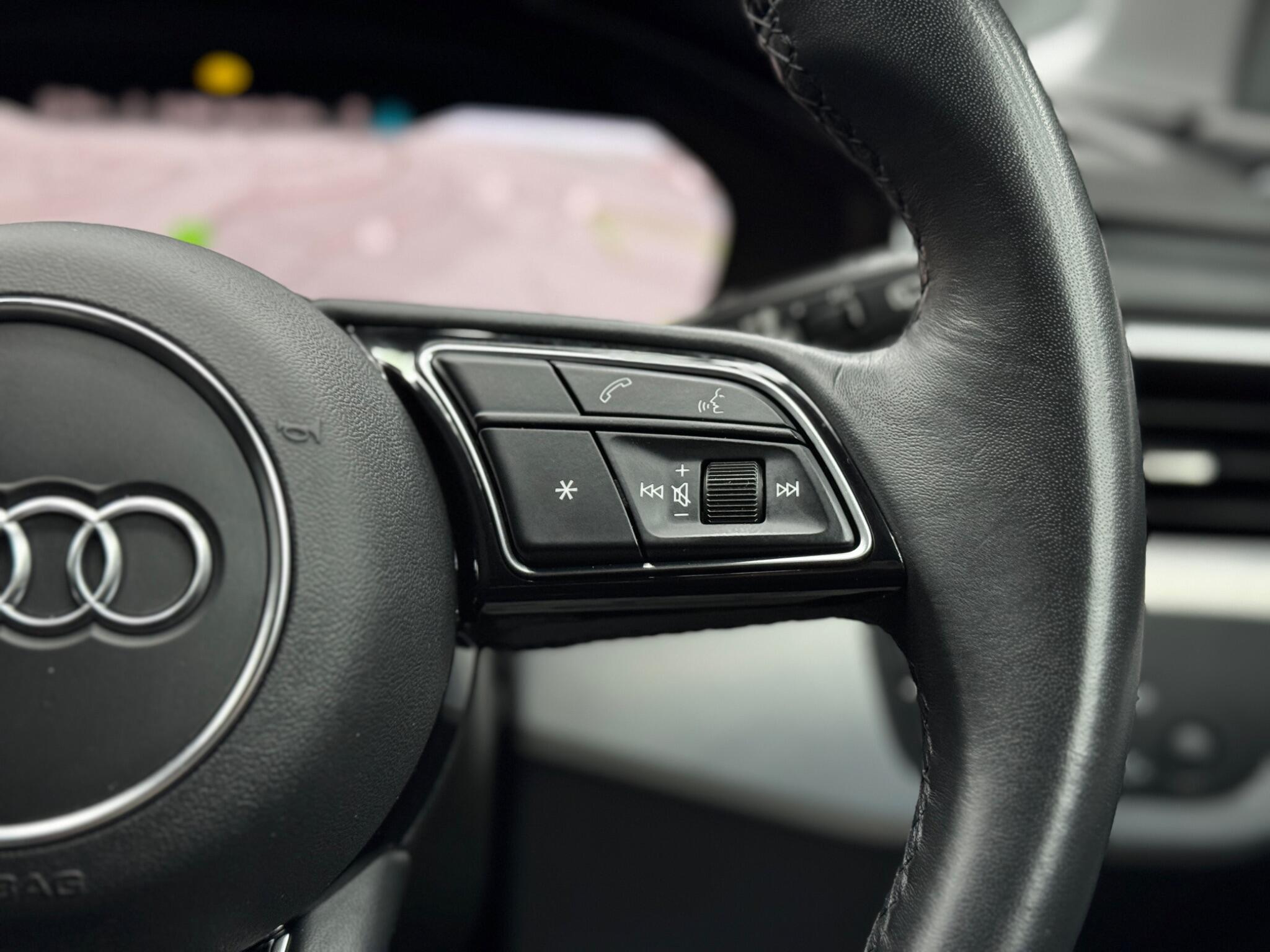 Audi A4 view 20