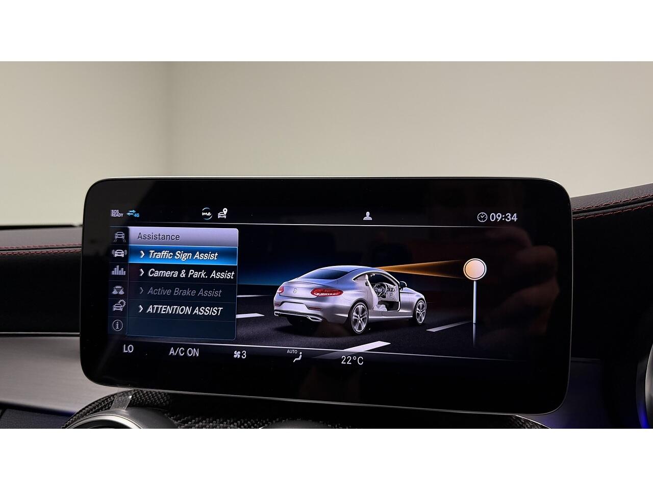 Mercedes-Benz C-Class view 24