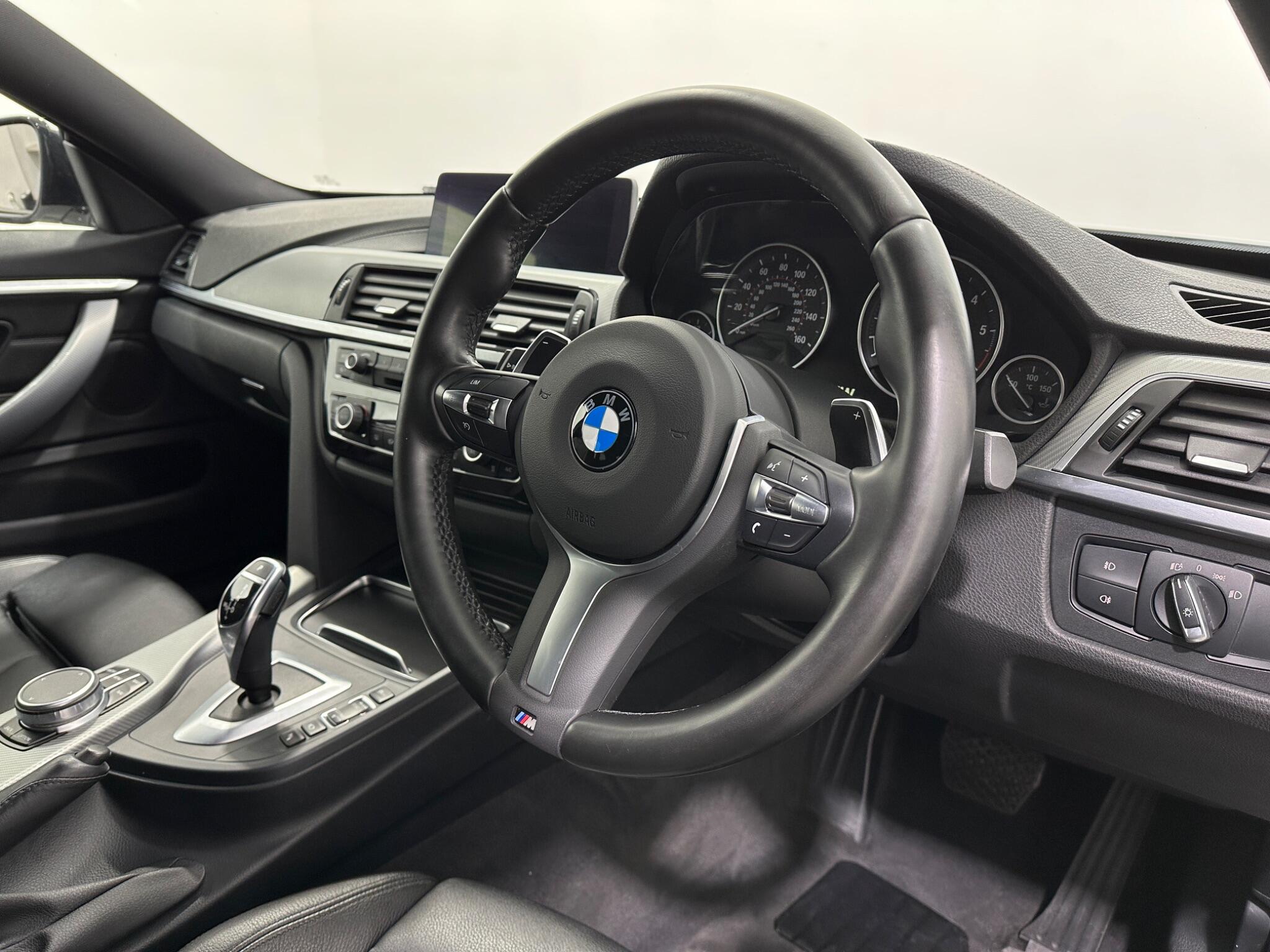 BMW 4 Series view 10