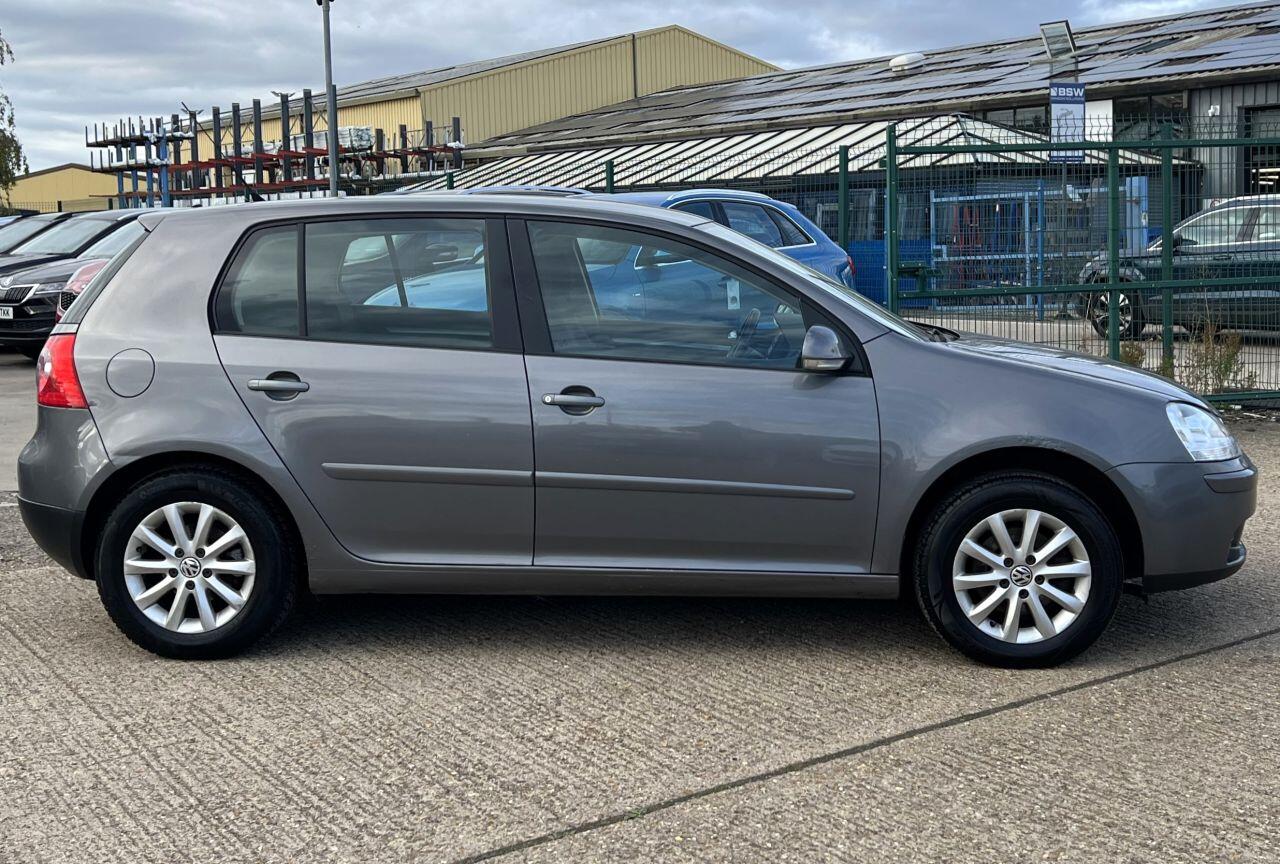 Volkswagen Golf view 7