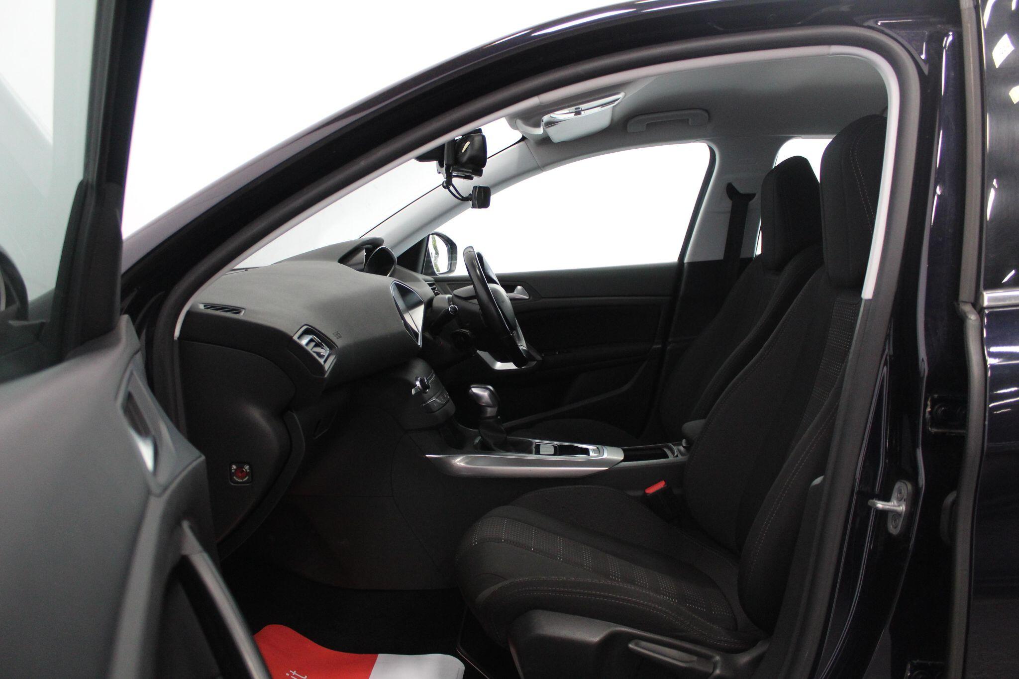 Peugeot 308 view 47