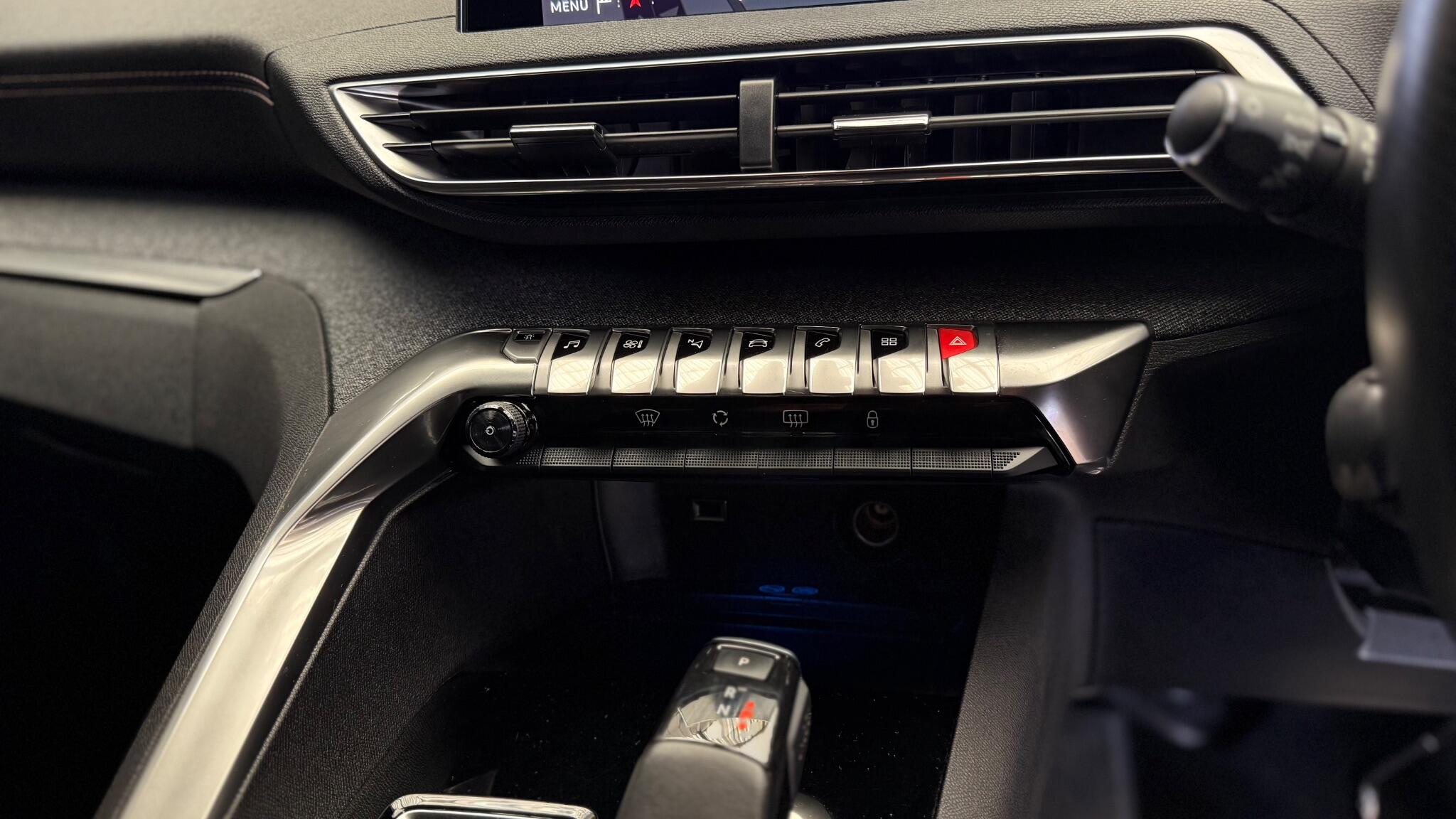 Peugeot 3008 view 24