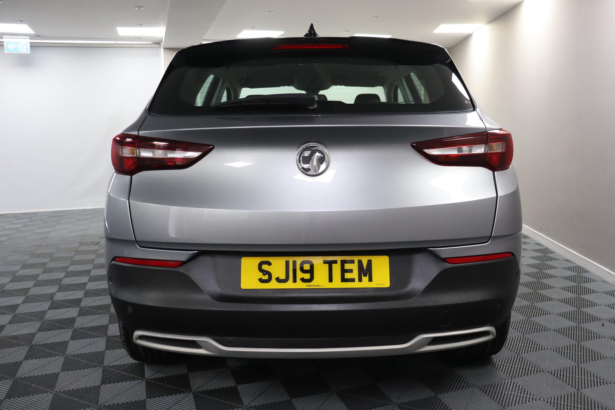 Vauxhall Grandland X view 19