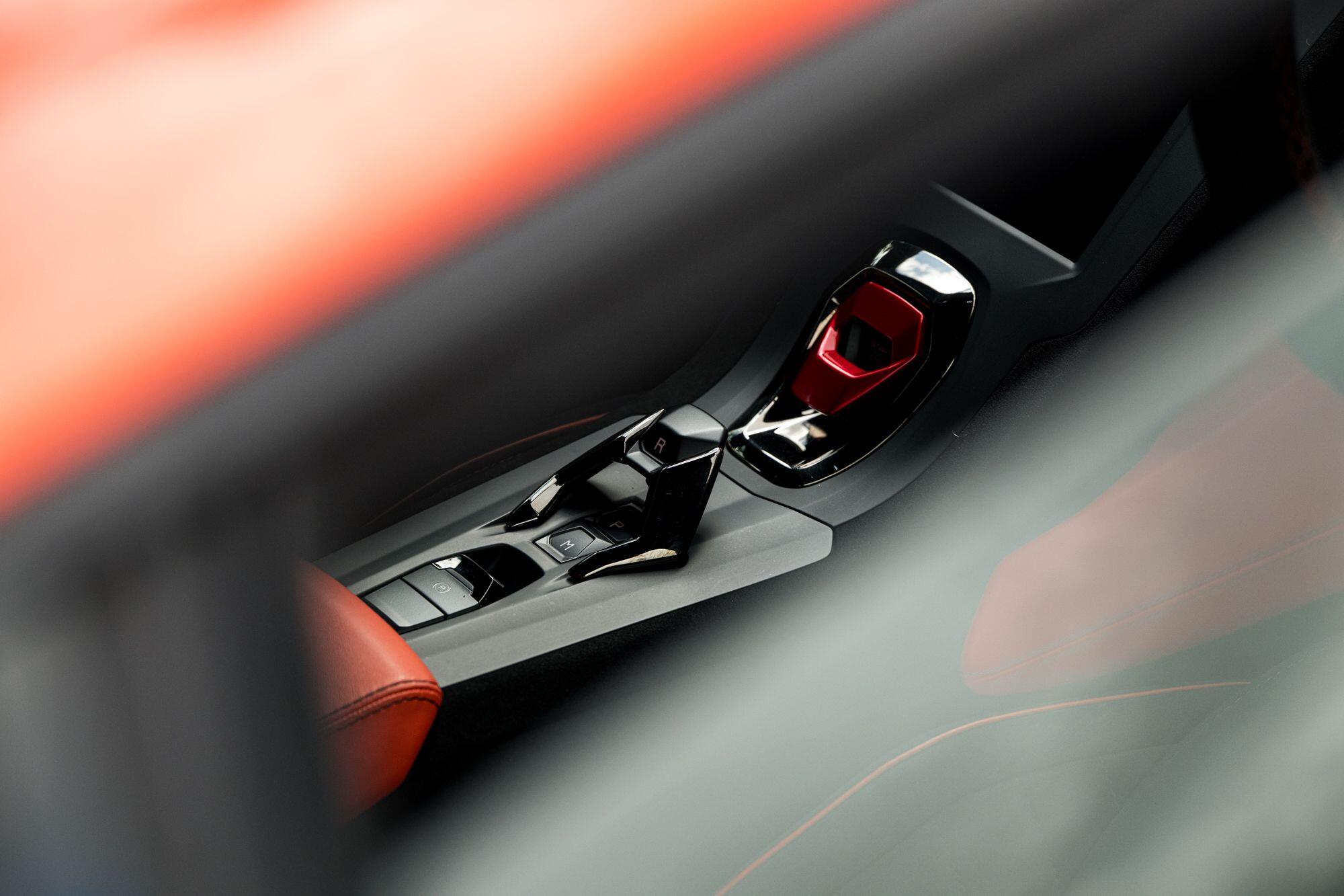 Lamborghini Huracan view 35