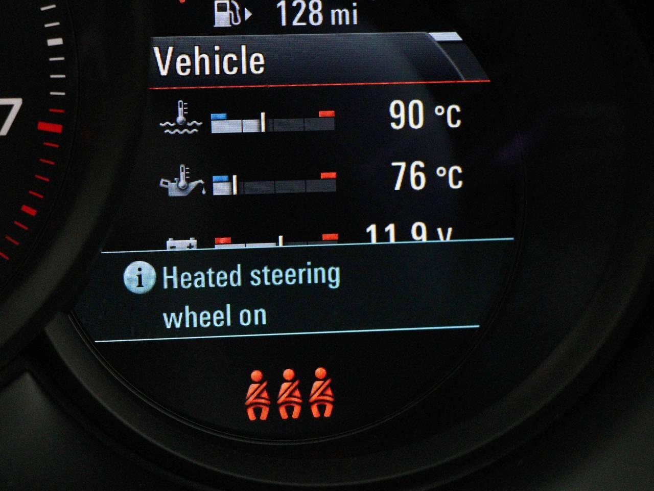 Porsche Macan view 48
