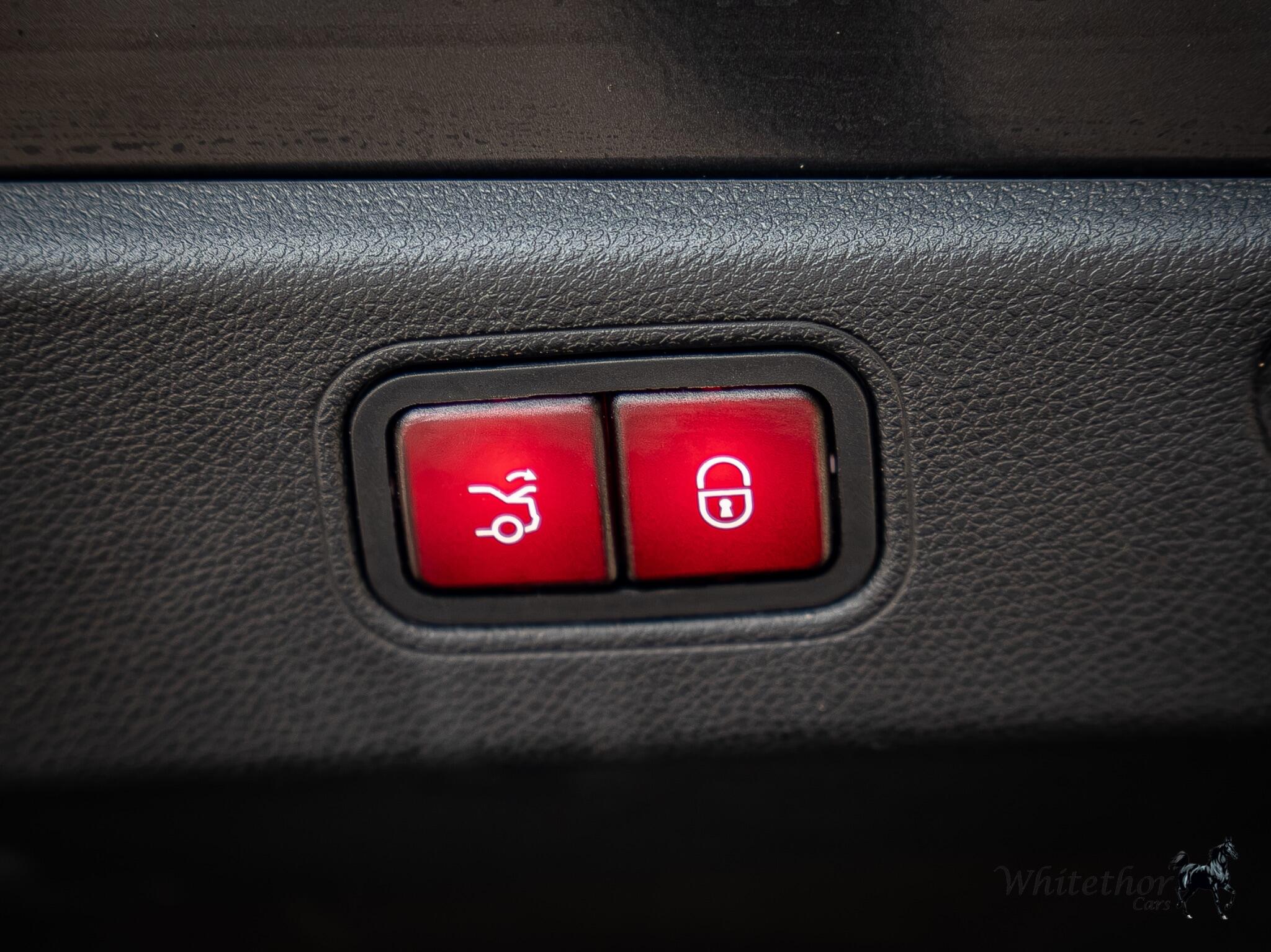 Mercedes-Benz CLS view 46