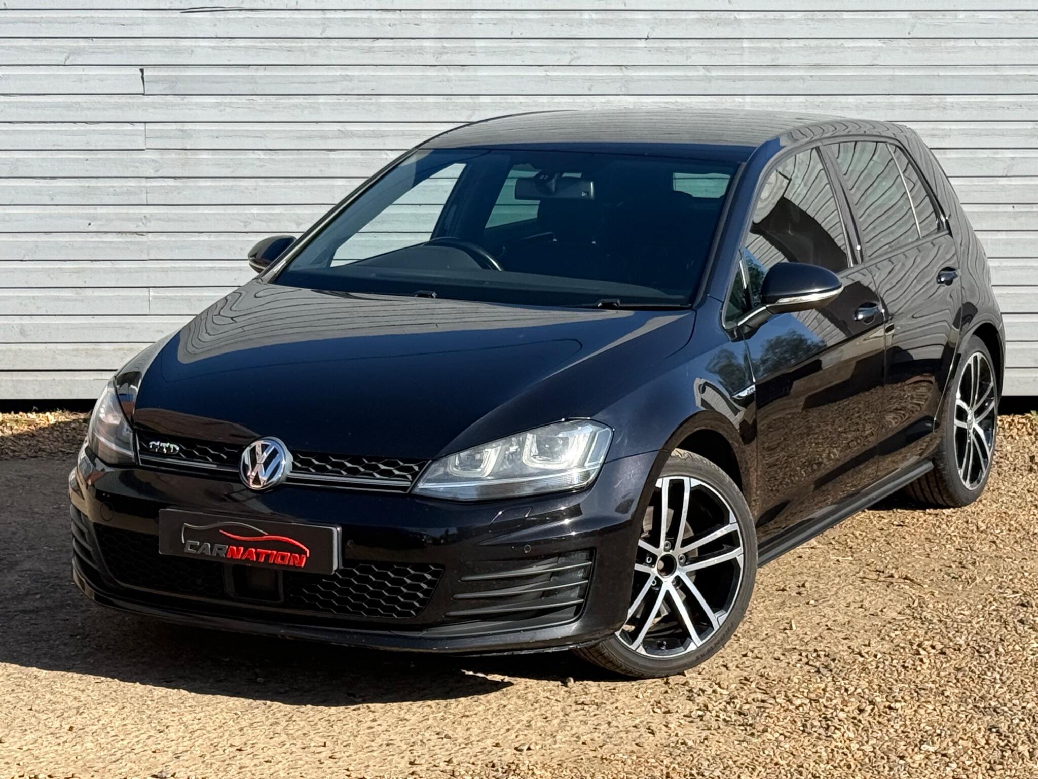 Volkswagen Golf view 6