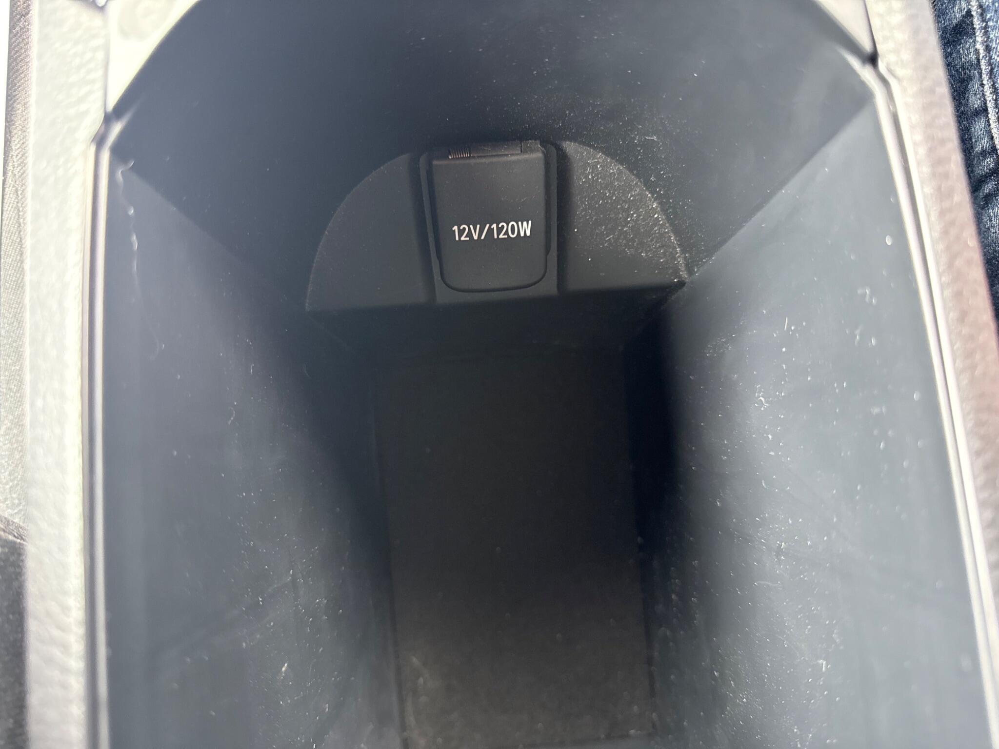 Toyota C-HR view 17